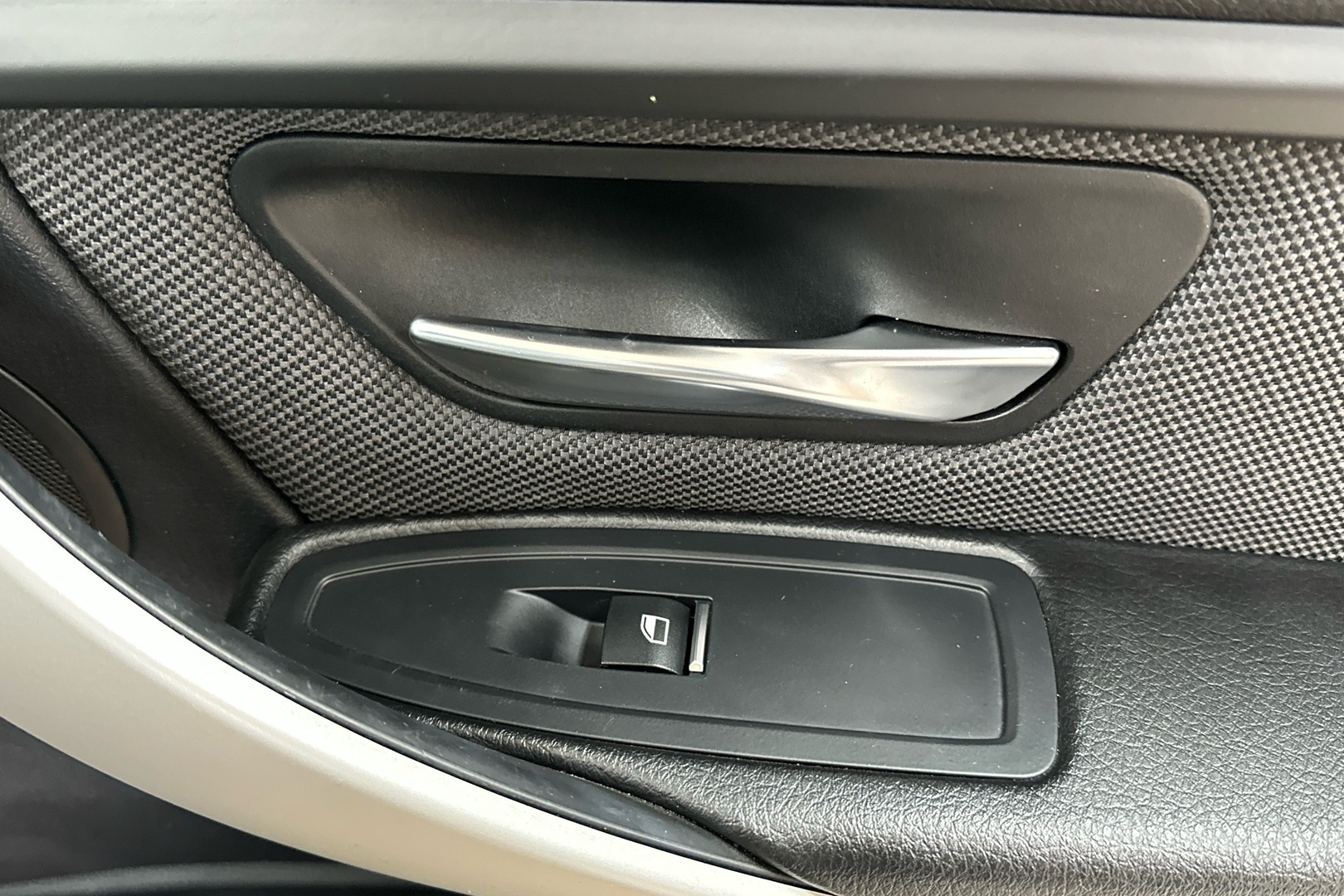 BMW 320 2016