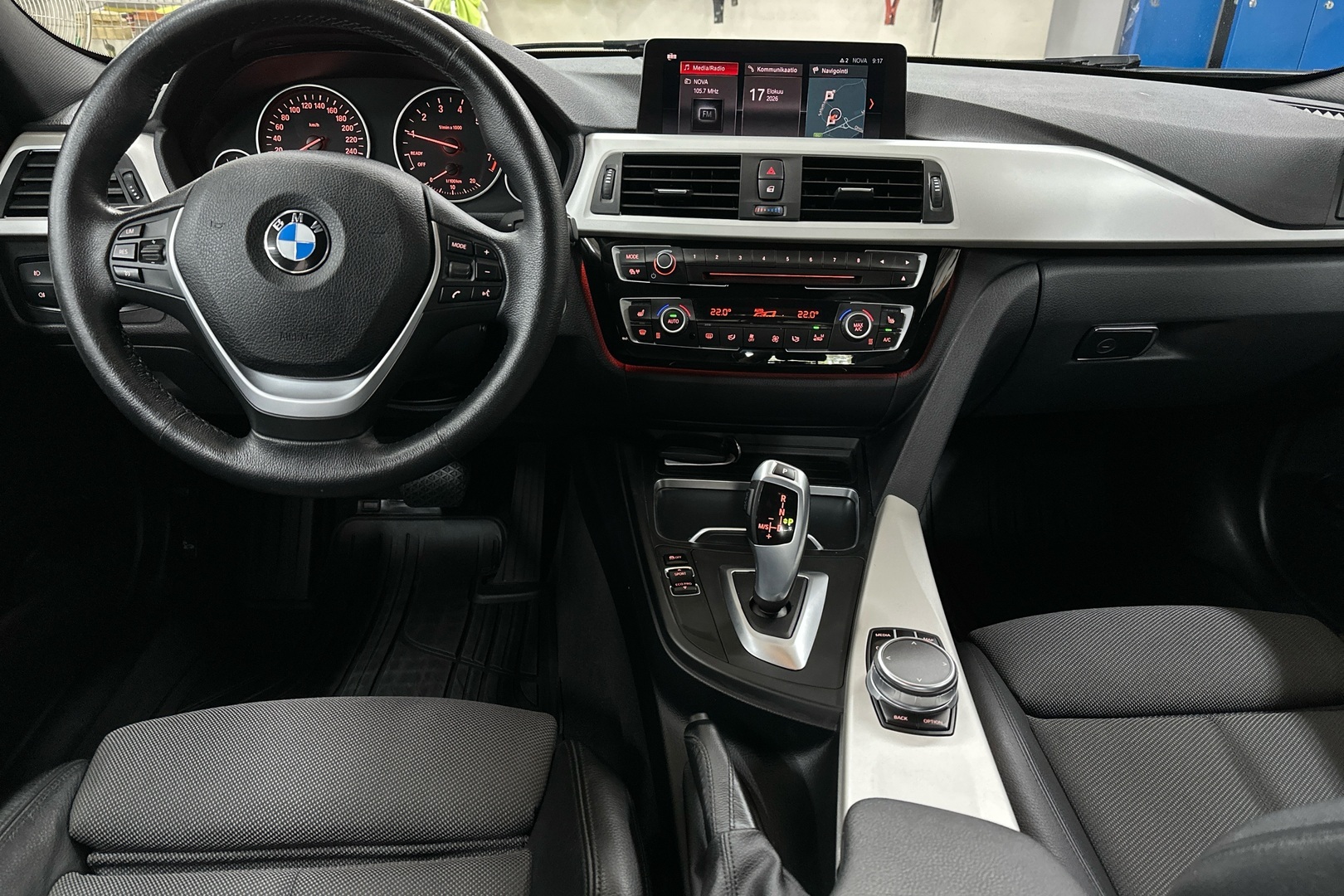 BMW 320 2016