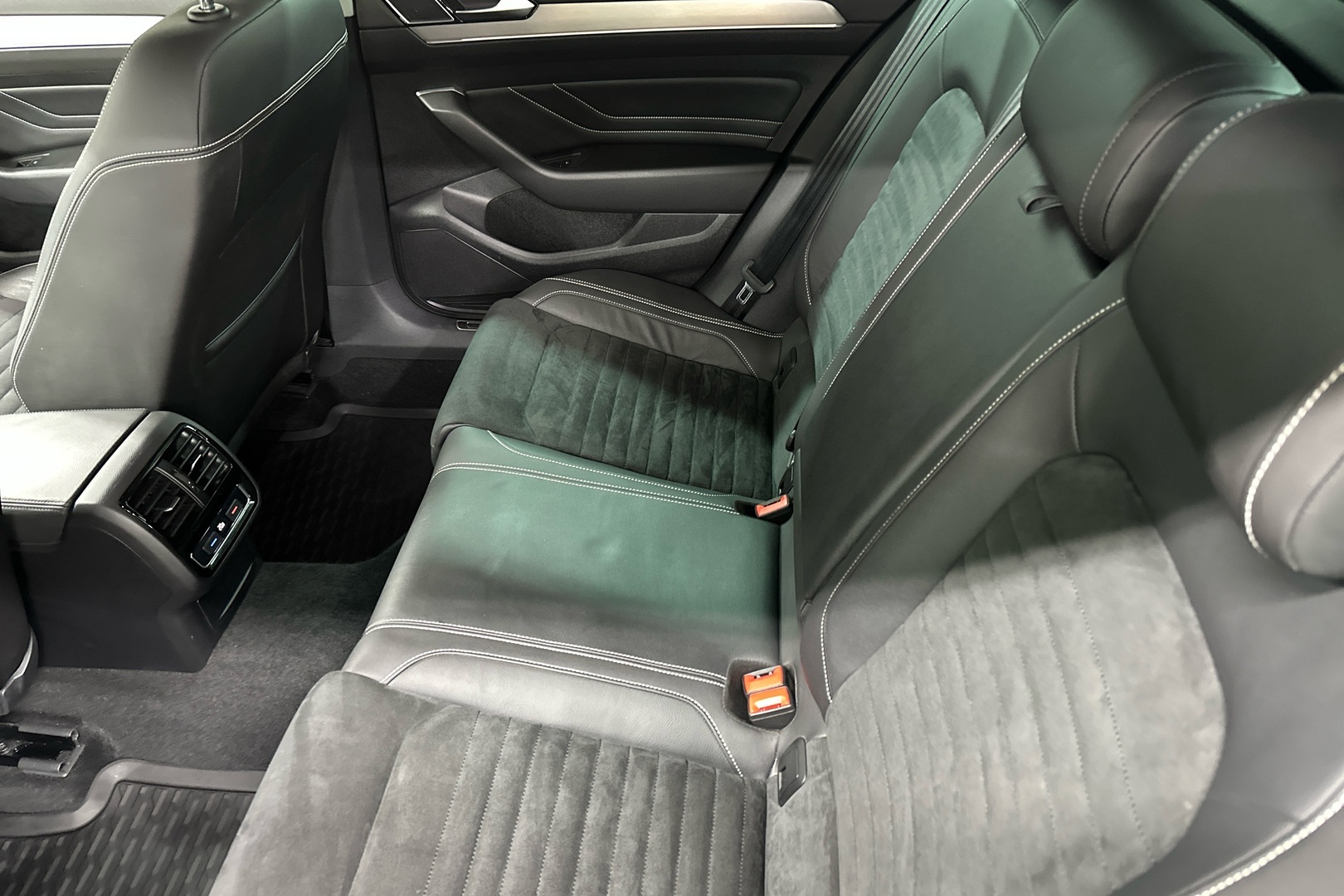 VOLKSWAGEN Passat 2020