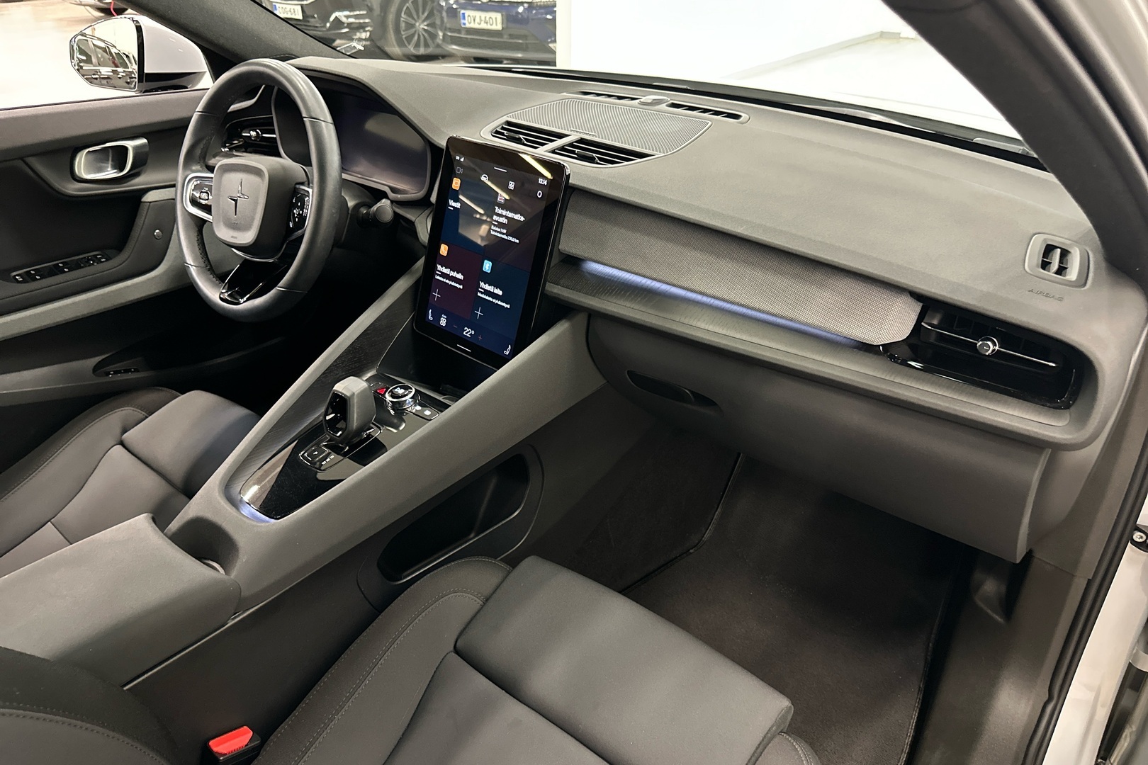 POLESTAR 2 2024