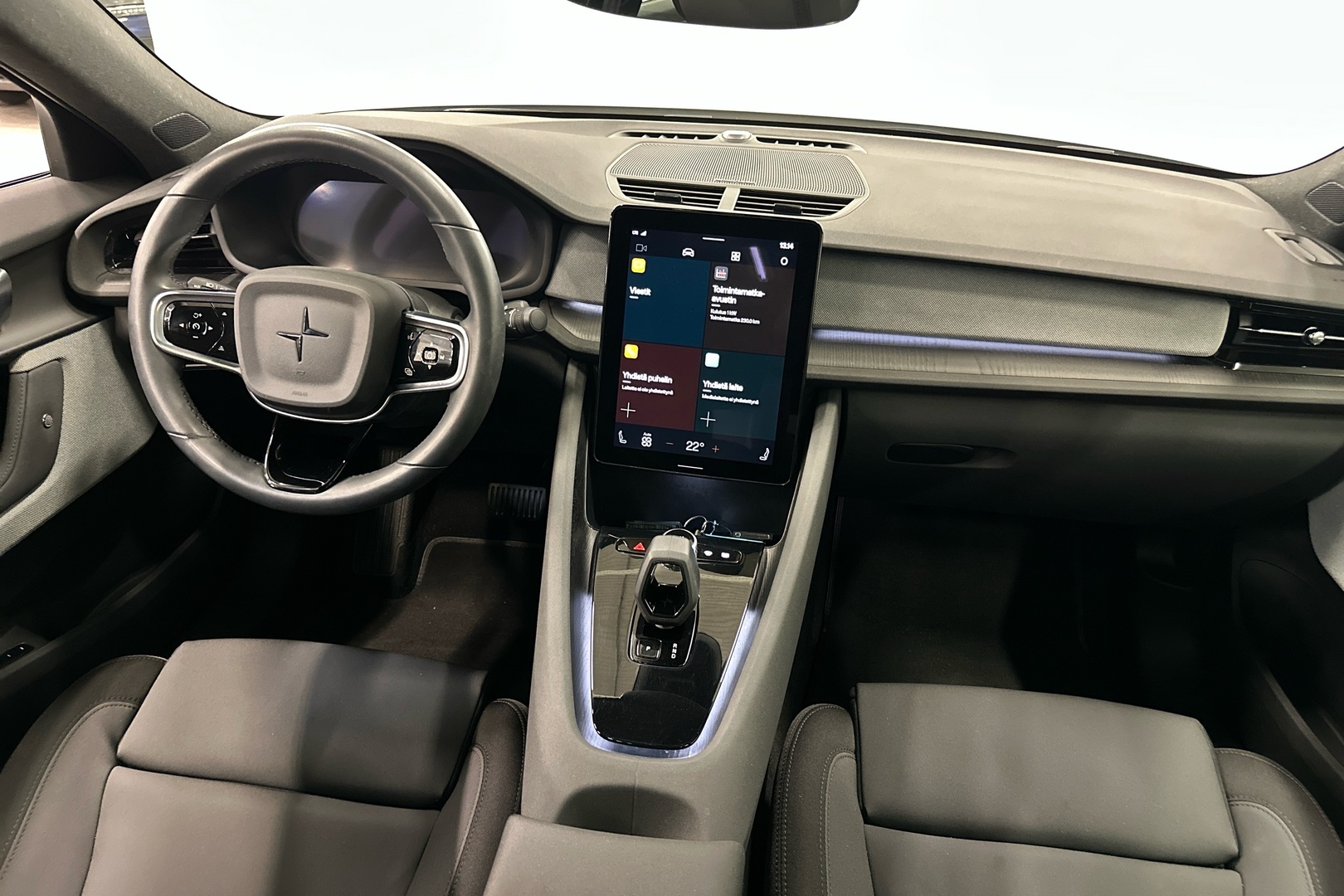POLESTAR 2 2024
