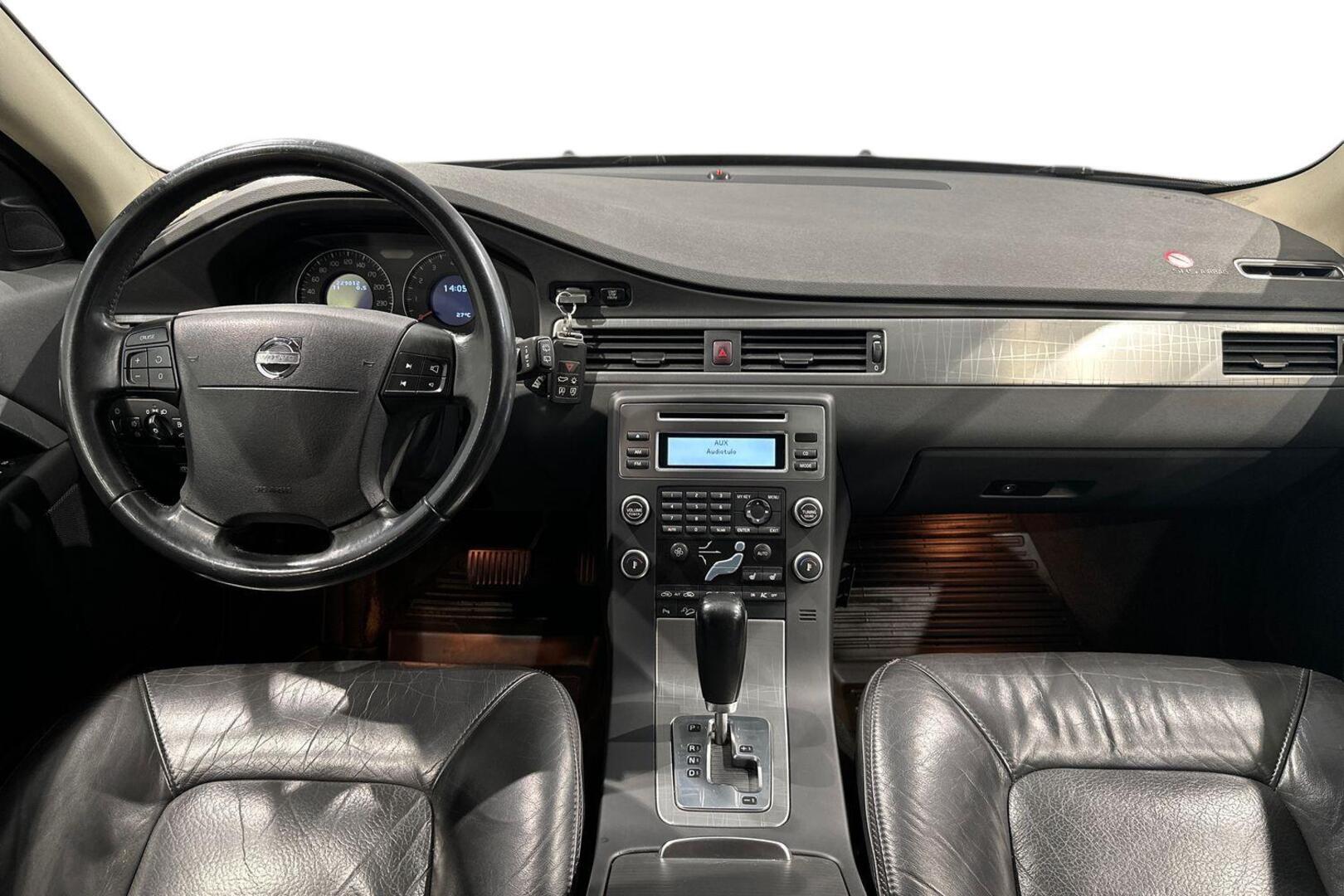 VOLVO XC70 2008