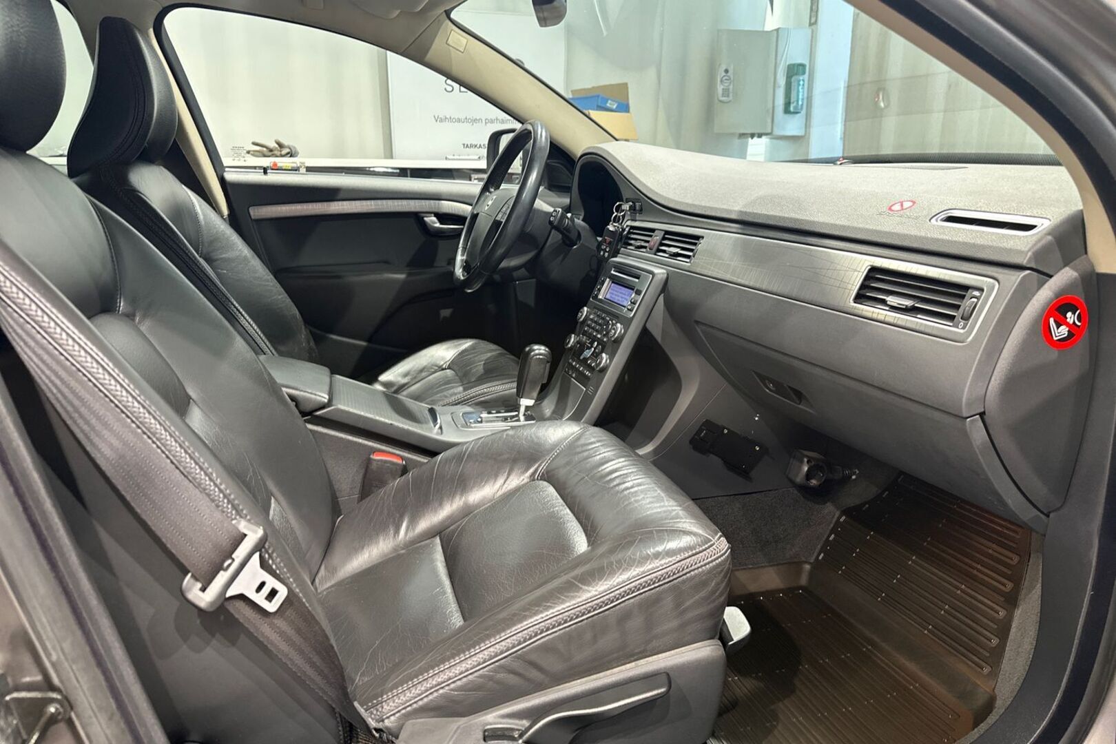 VOLVO XC70 2008