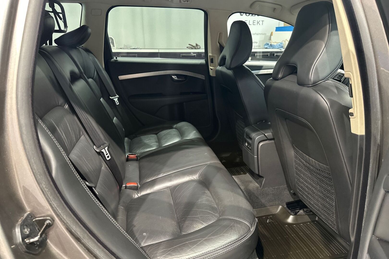 VOLVO XC70 2008