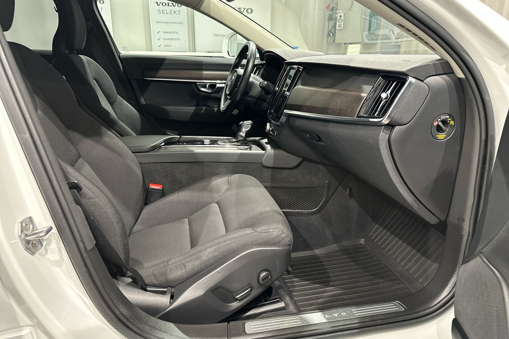 VOLVO V90 Cross Country 2019