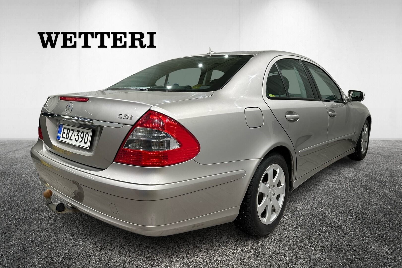 MERCEDES-BENZ E 2009