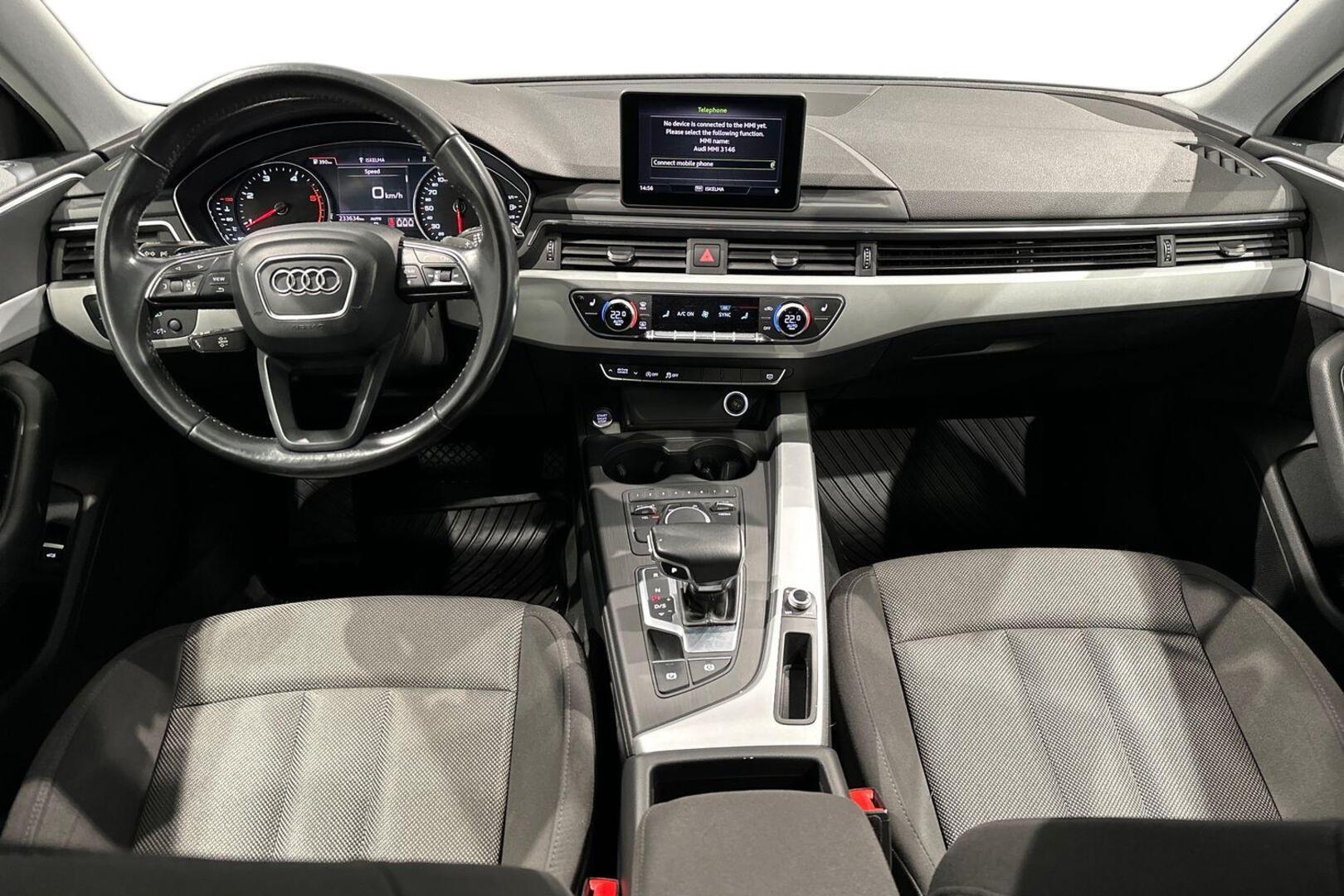 AUDI A4 2017