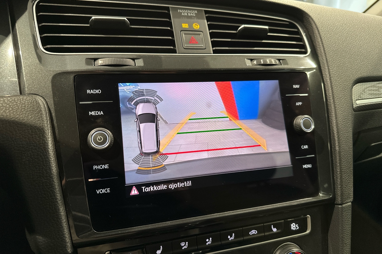 VOLKSWAGEN Golf 2018