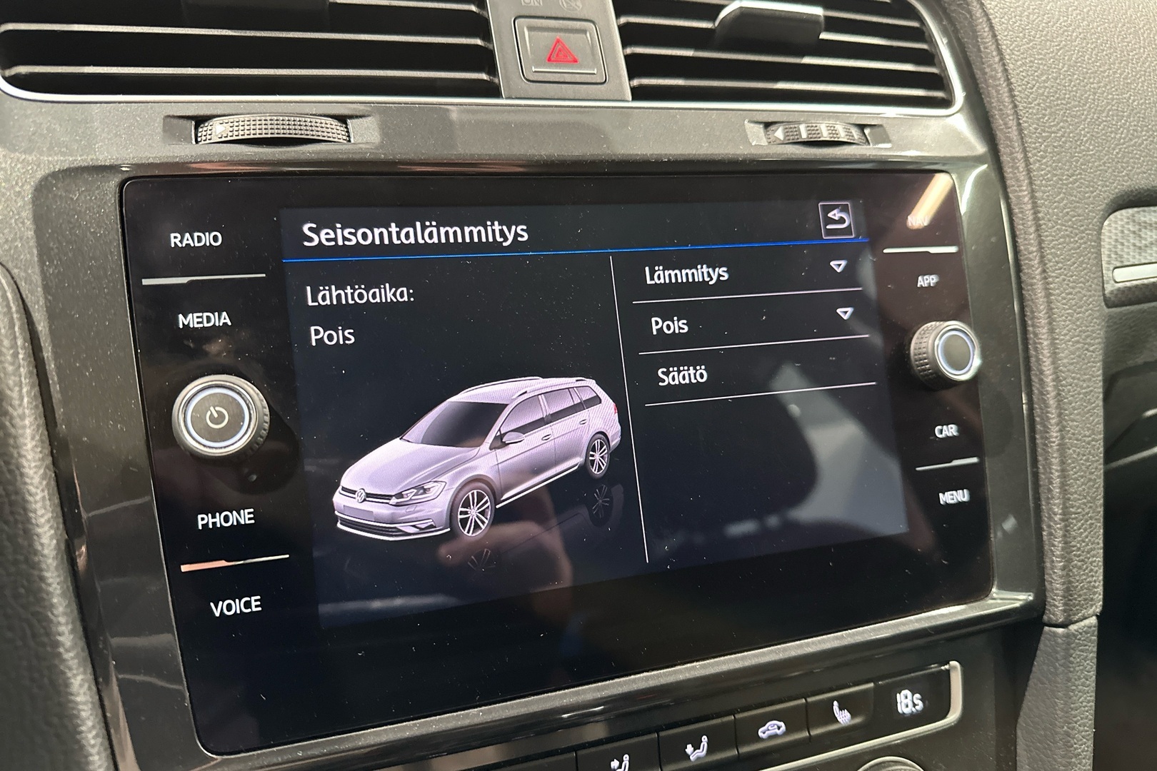 VOLKSWAGEN Golf 2018