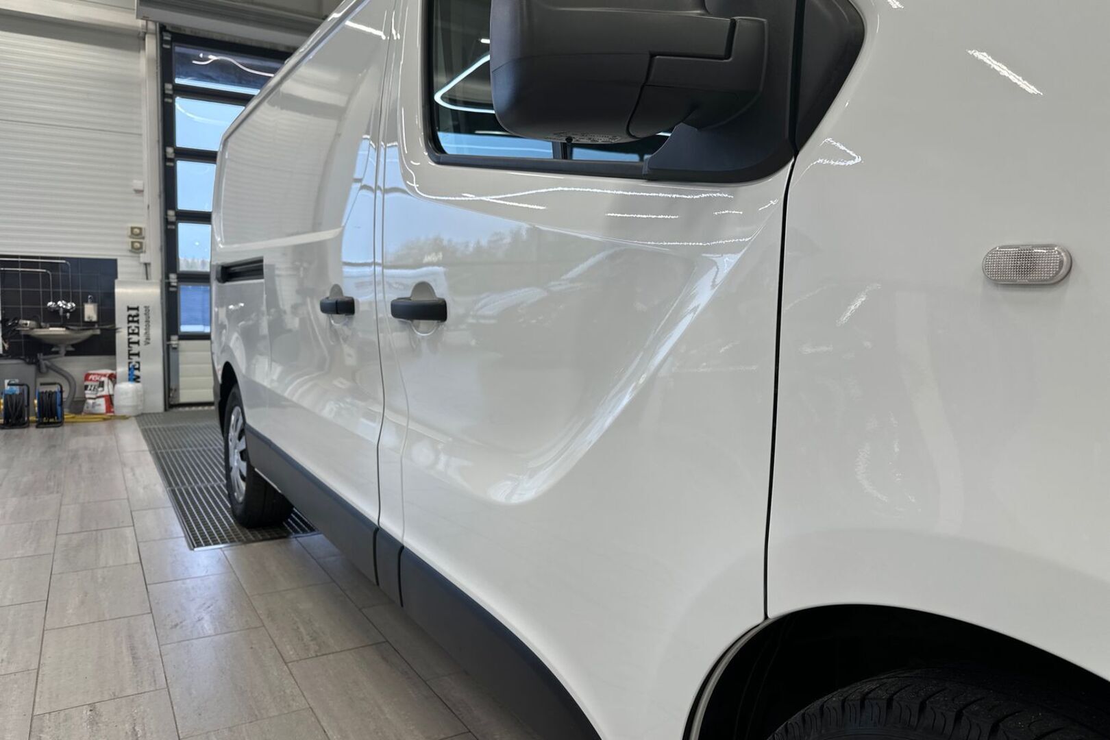 RENAULT Trafic 27