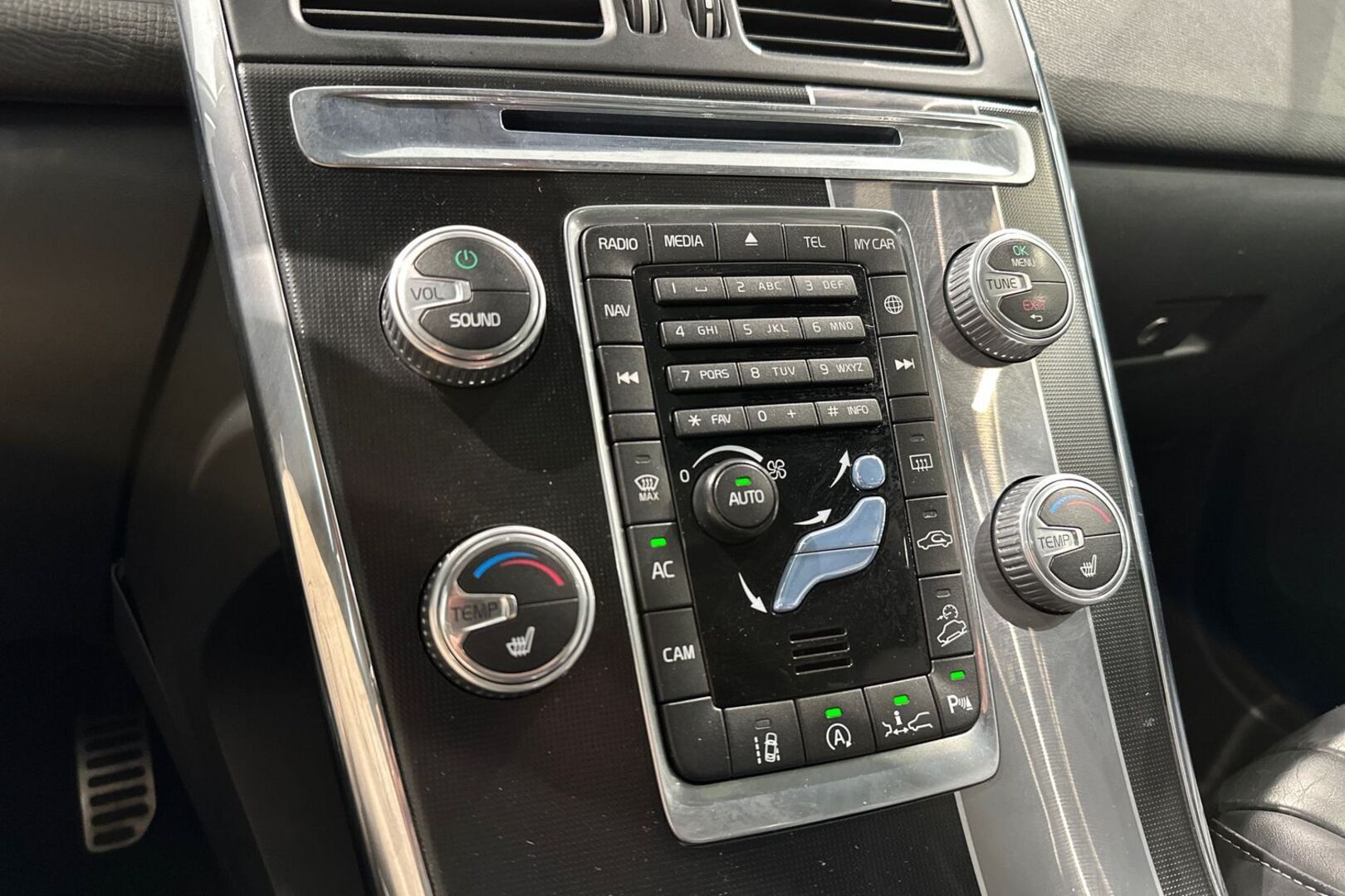 VOLVO XC60 2016