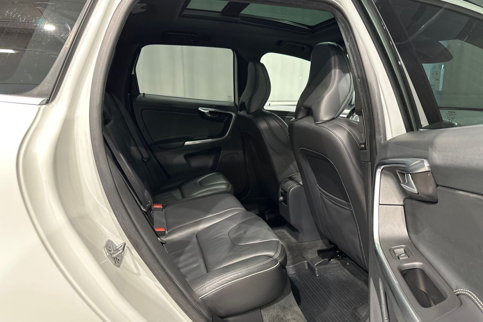 VOLVO XC60 2016