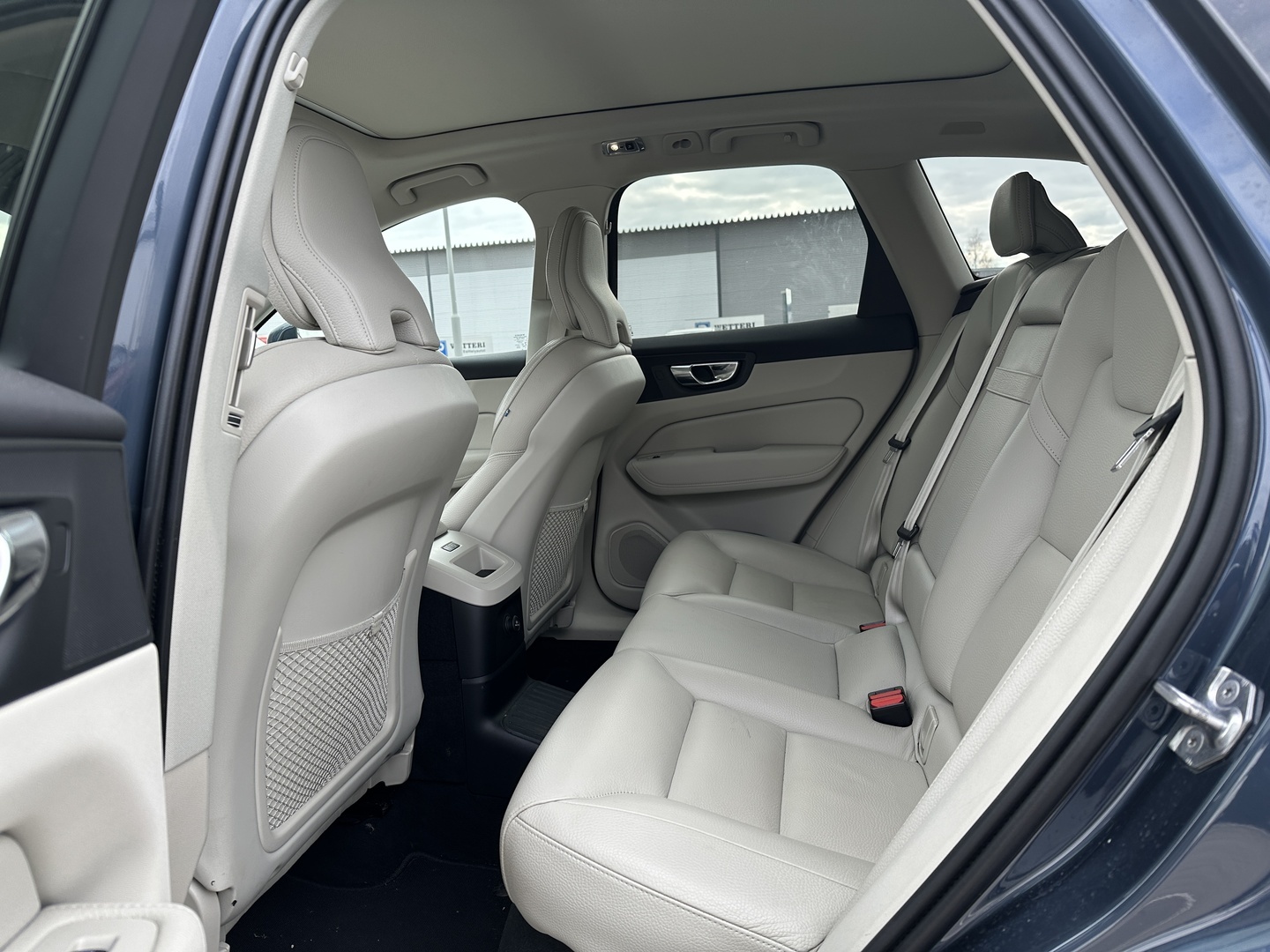 VOLVO XC60 2020