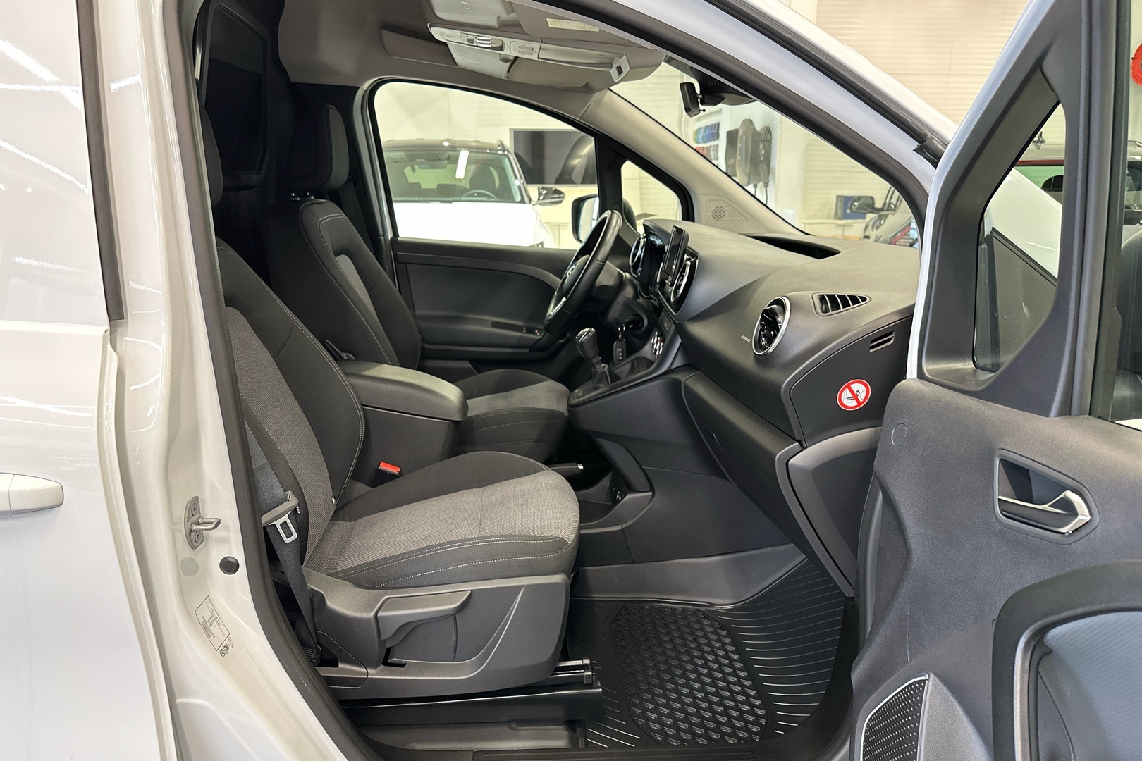 MERCEDES-BENZ Citan 2023