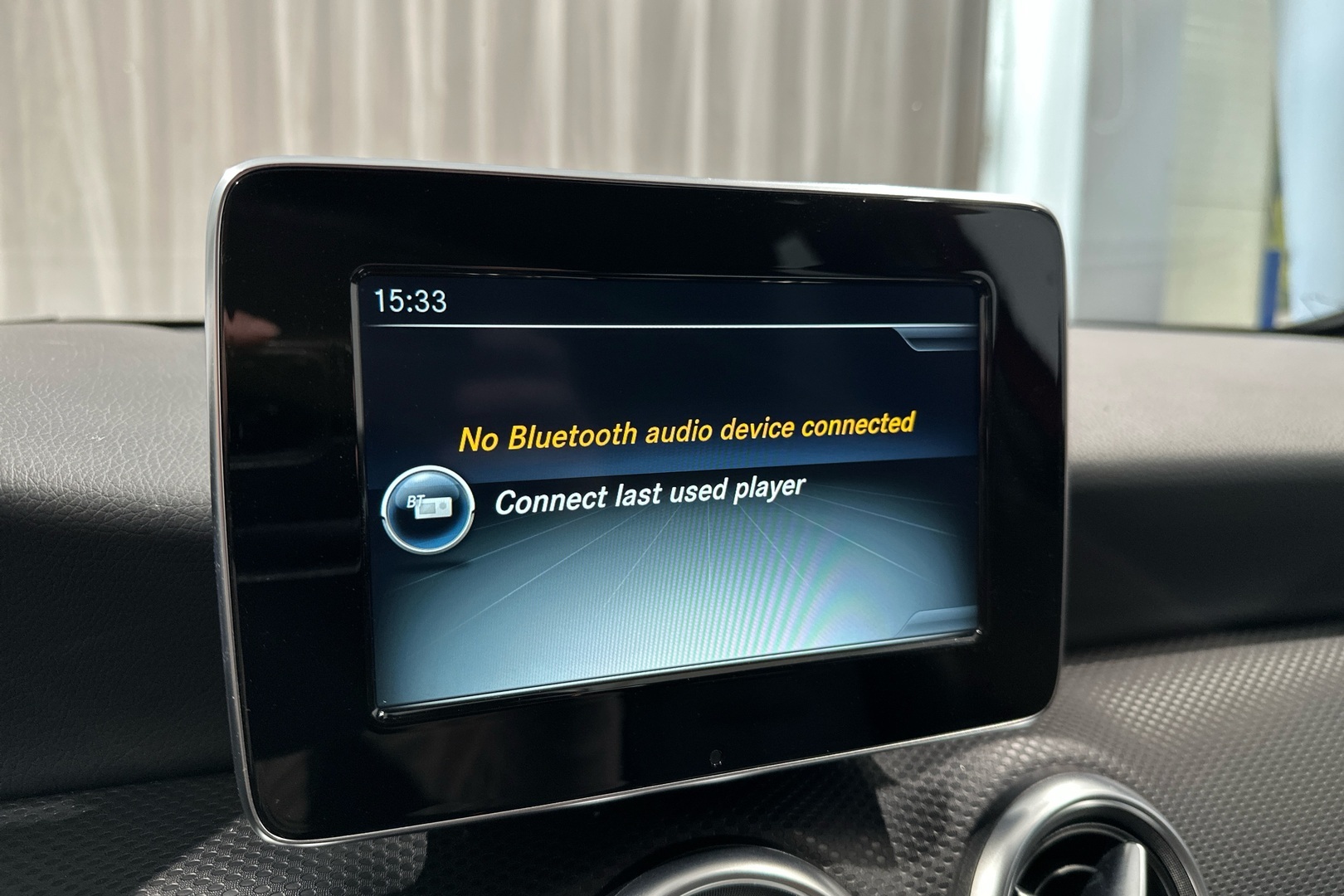 MERCEDES-BENZ A 2016