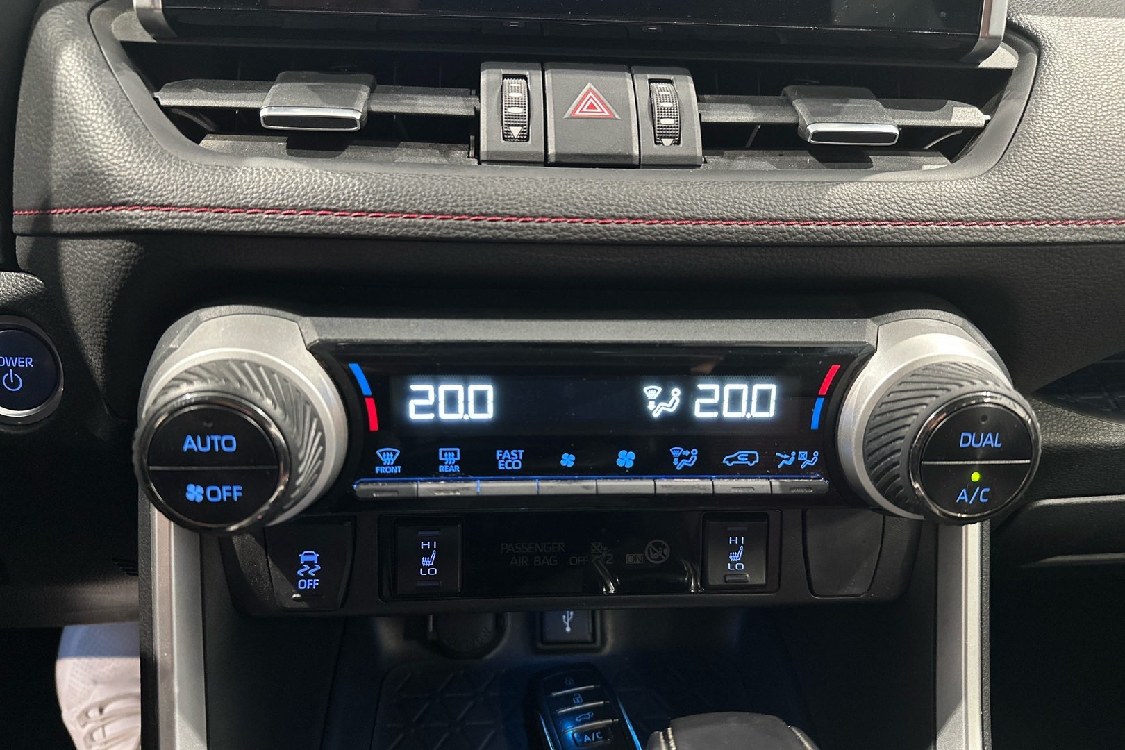 SUZUKI Across 2020