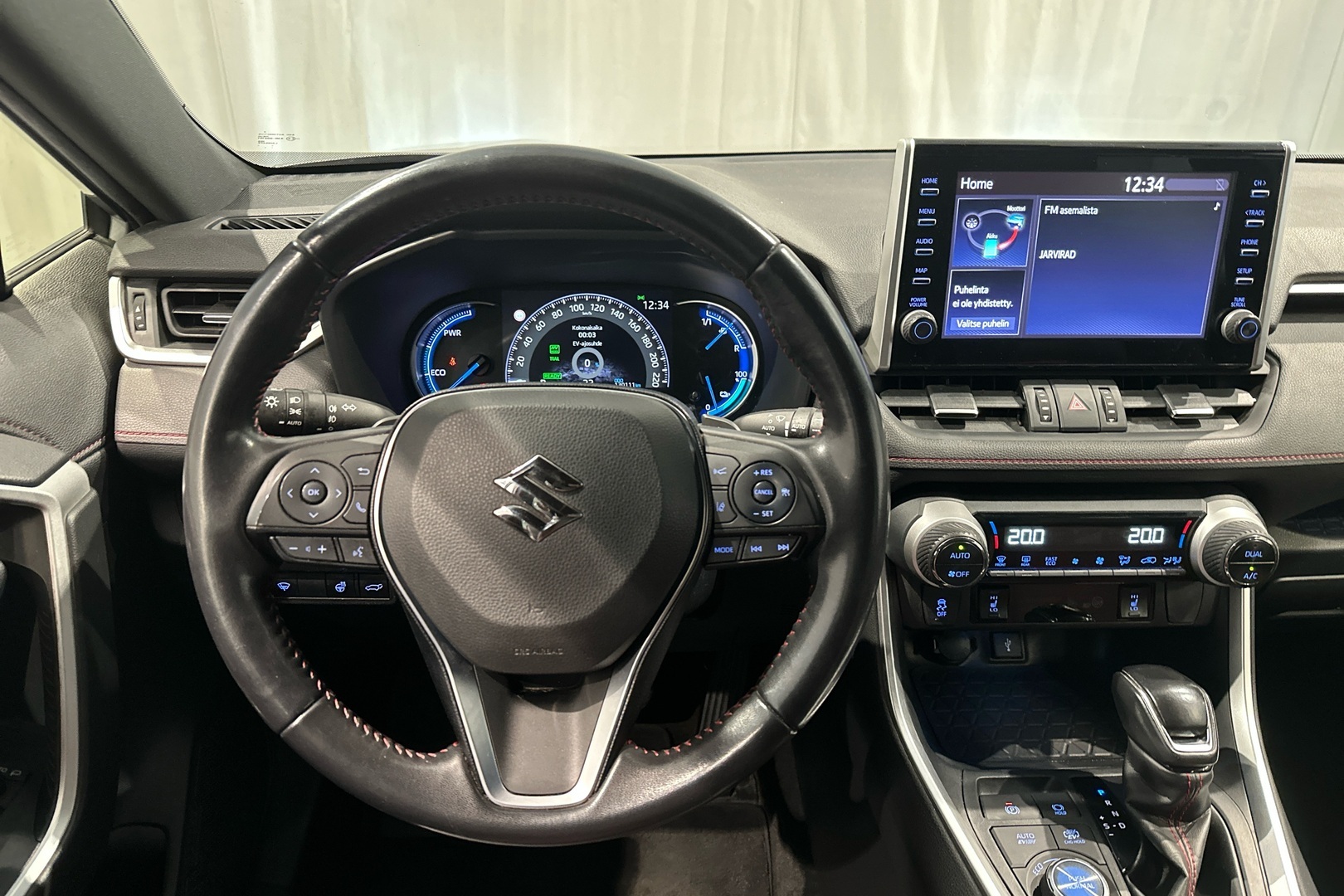 SUZUKI Across 2020
