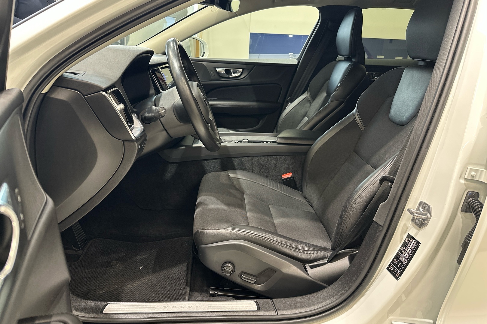 VOLVO V60 Cross Country 2022