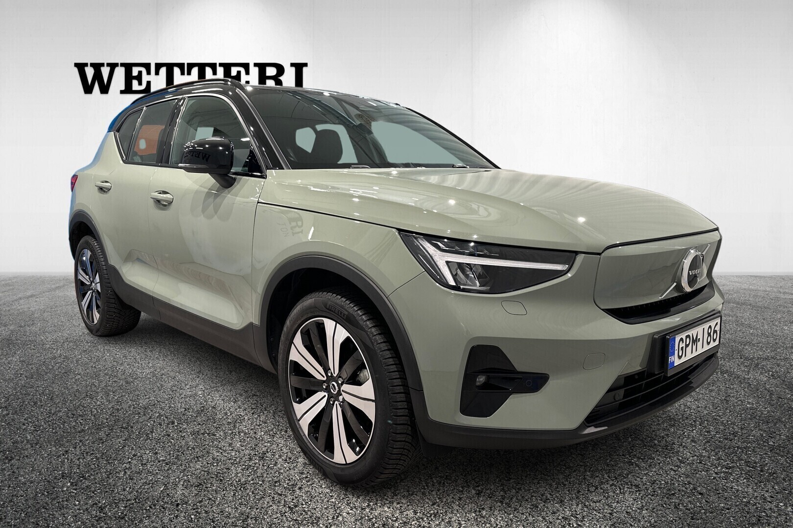 VOLVO XC40 2023