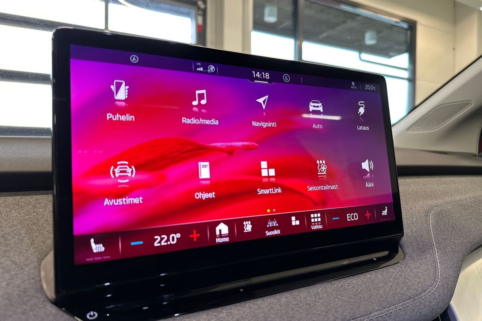 SKODA Enyaq 18