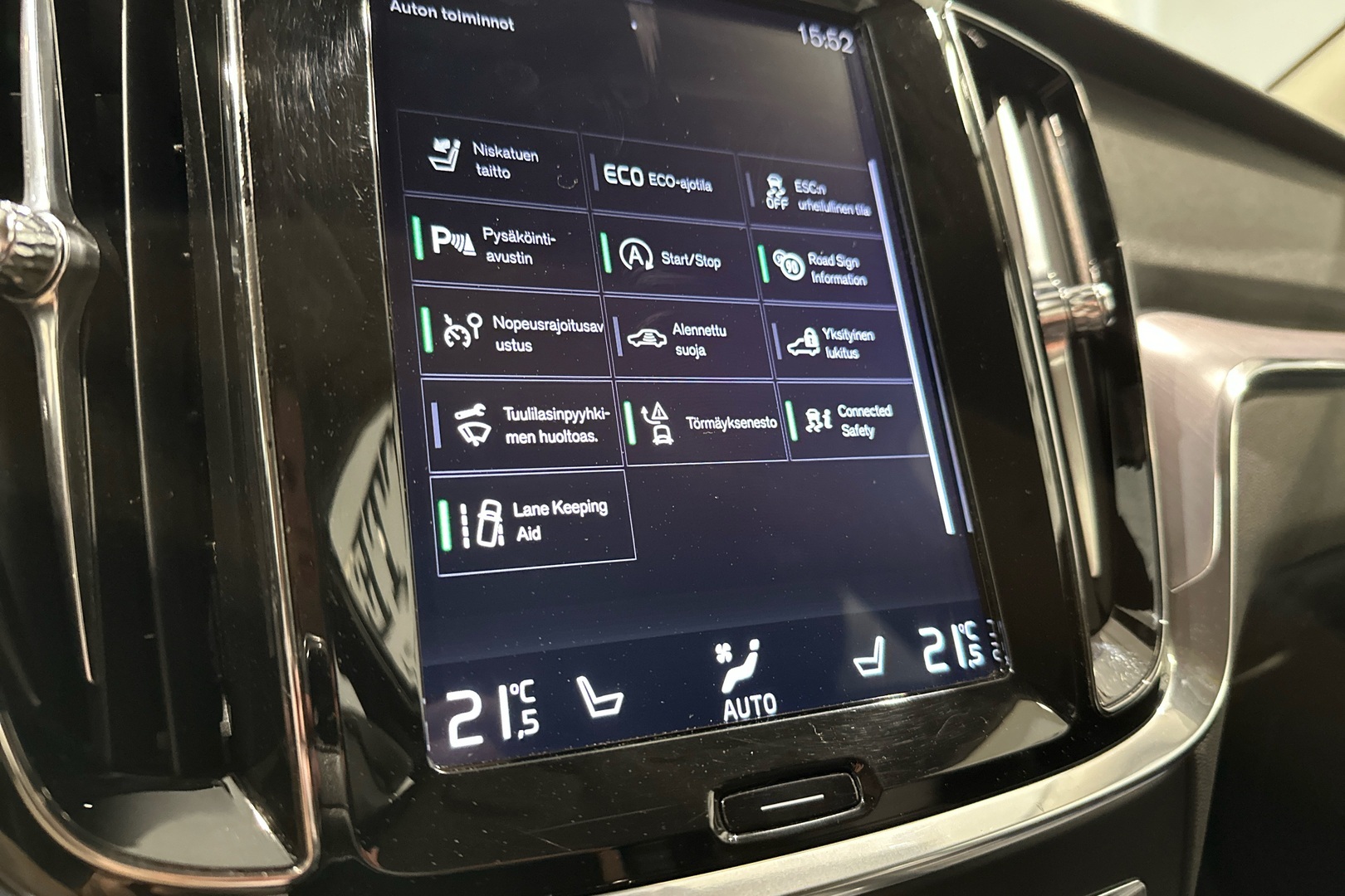 VOLVO V60 2019