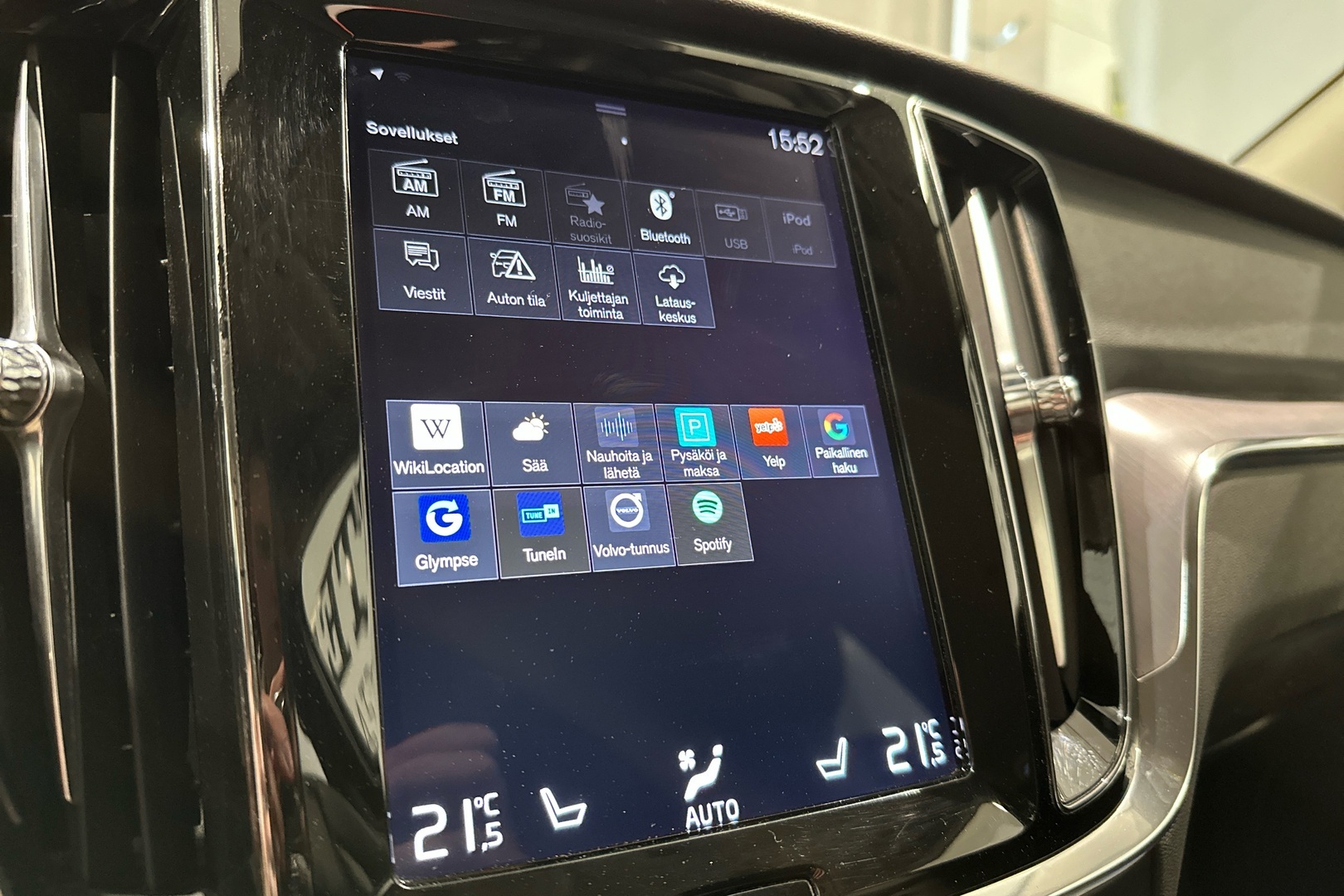 VOLVO V60 2019