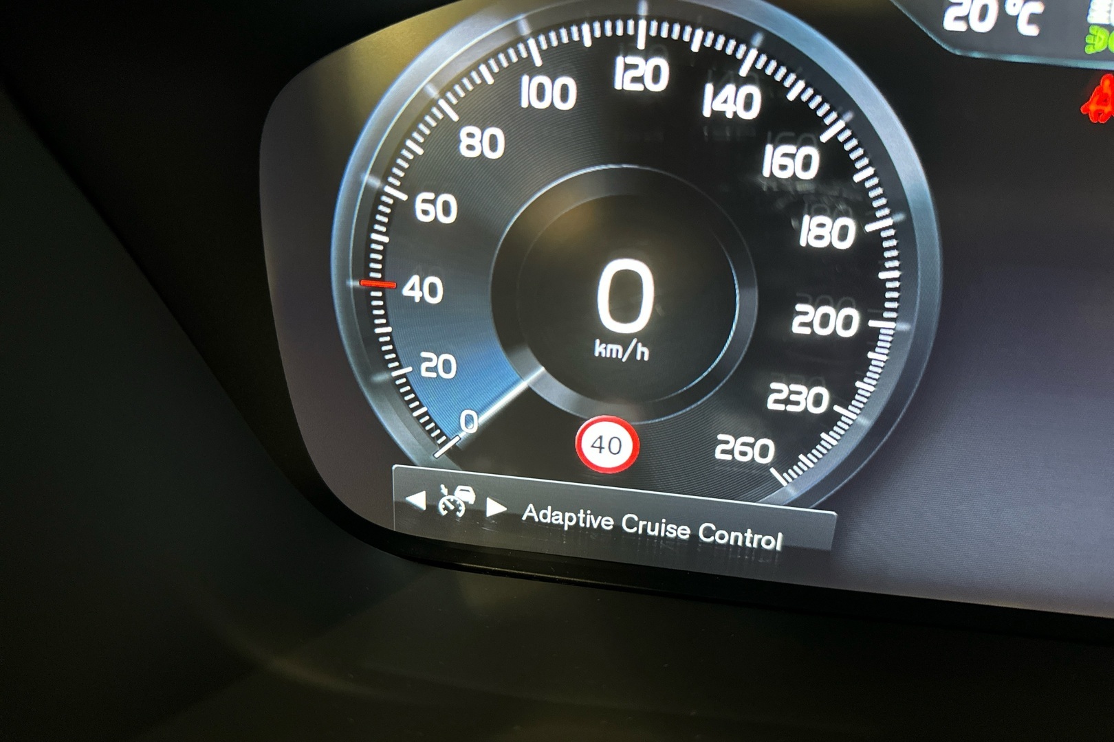 VOLVO XC60 2021