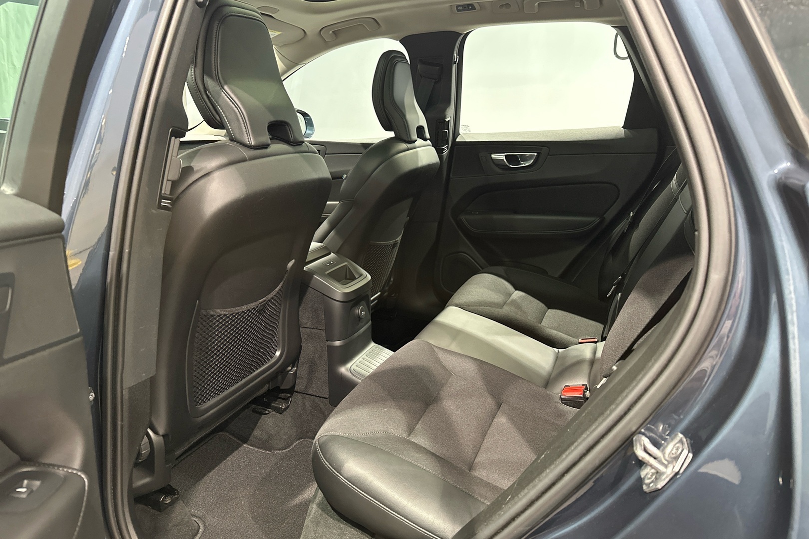 VOLVO XC60 2021
