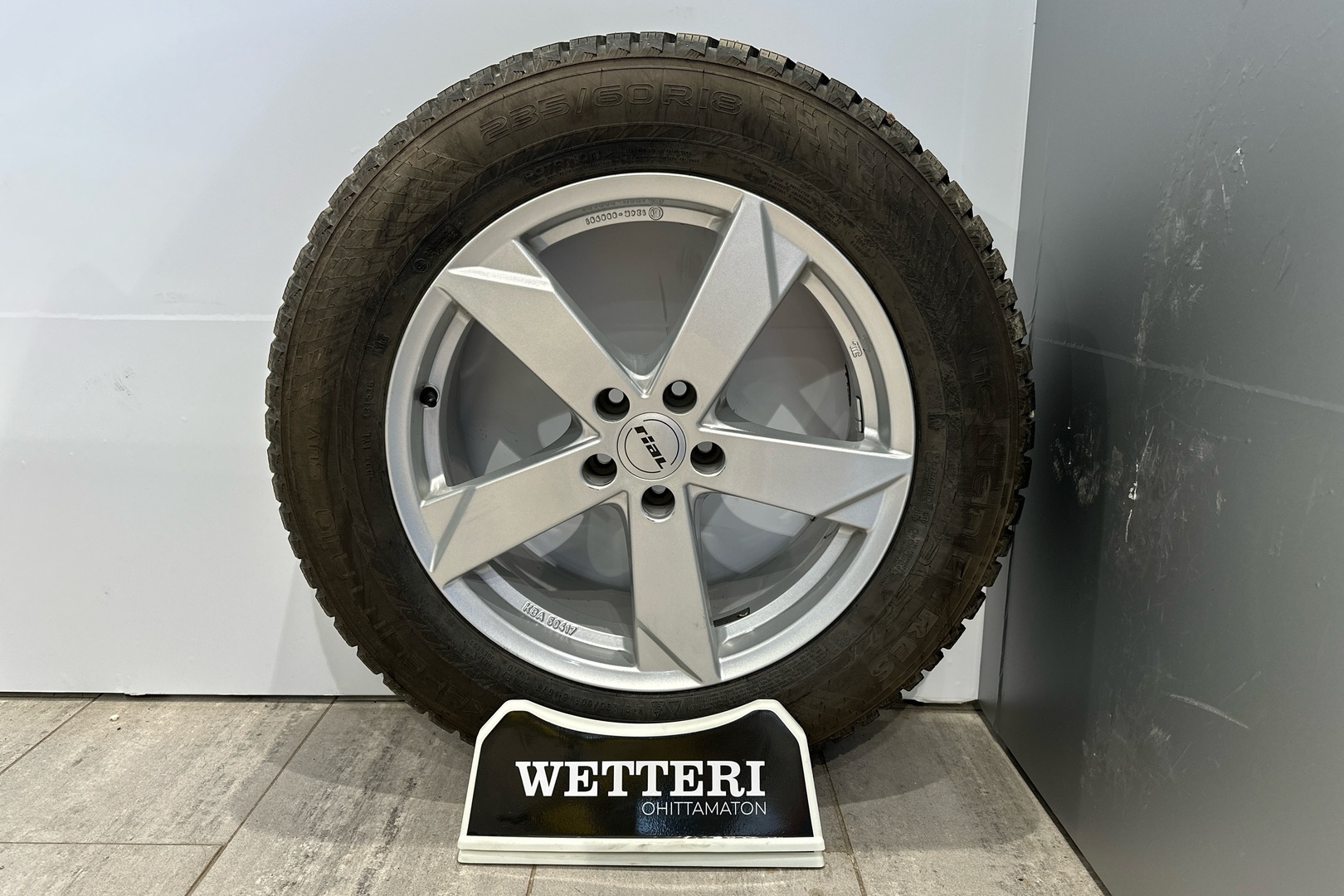 VOLVO XC60 2021