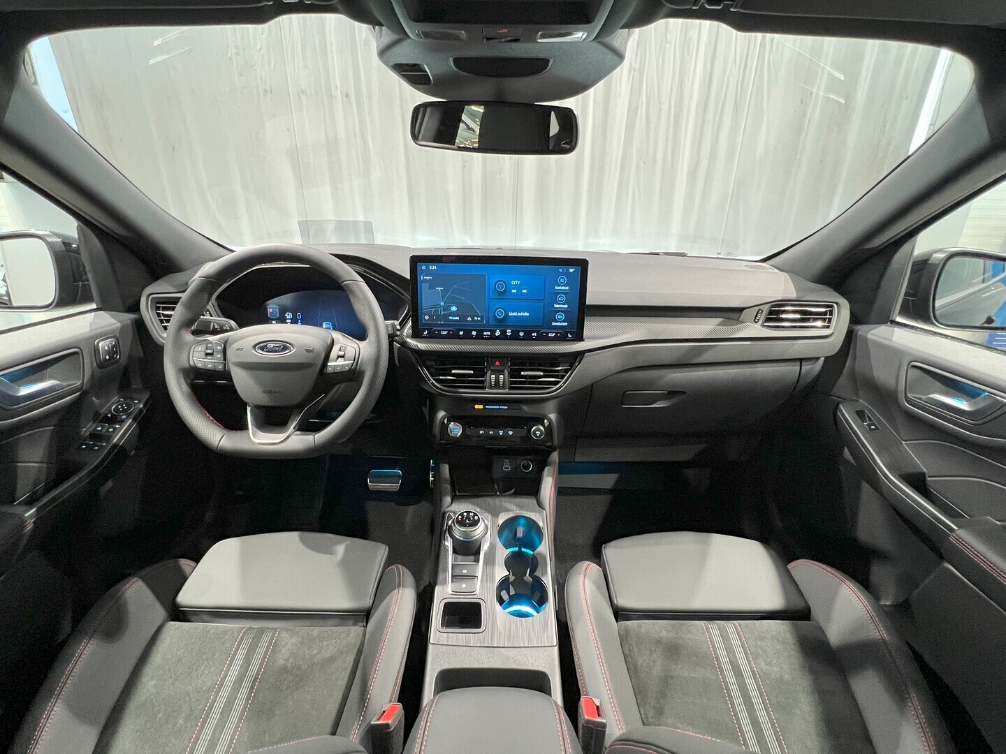FORD Kuga 2025