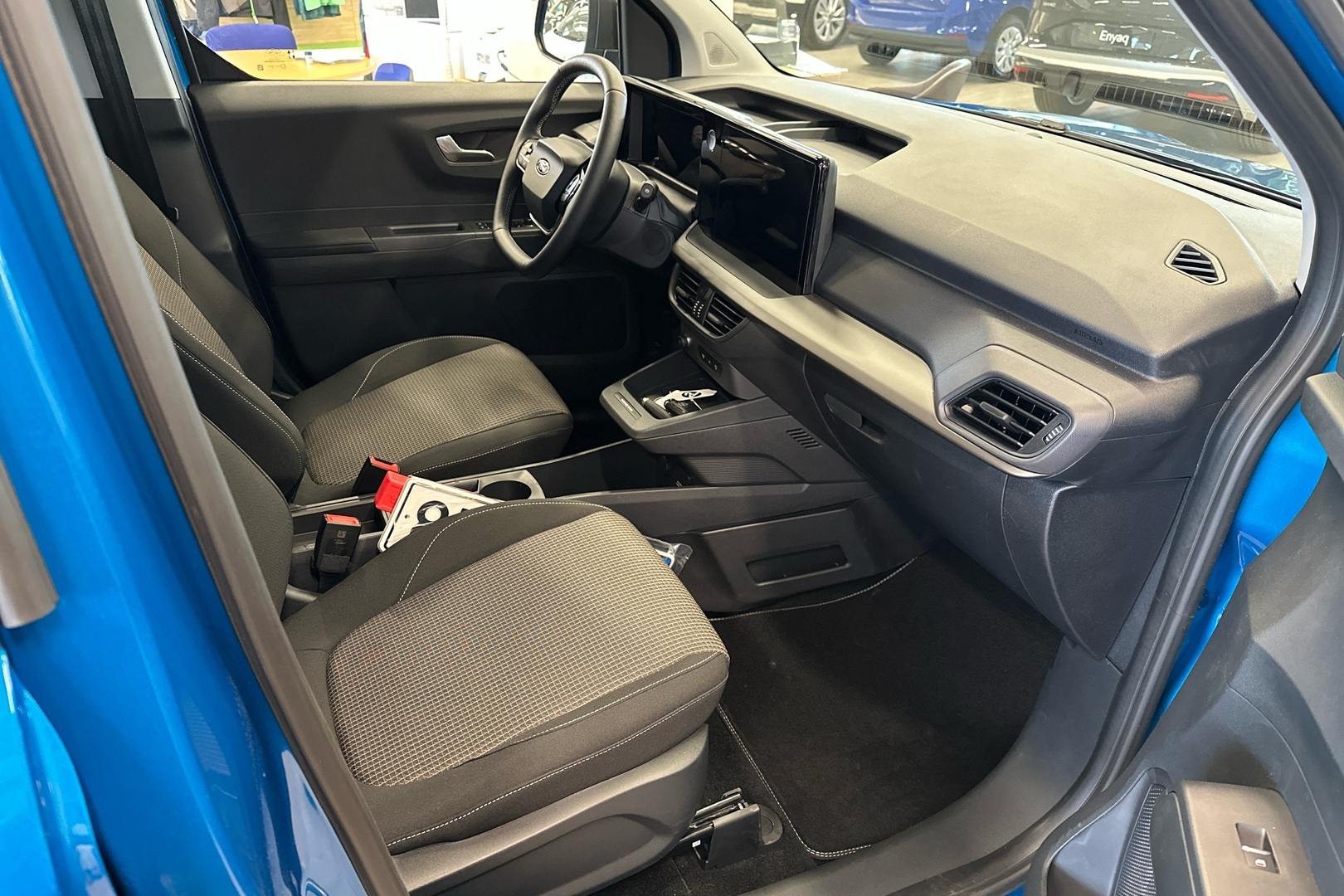 FORD Tourneo Courier 2025