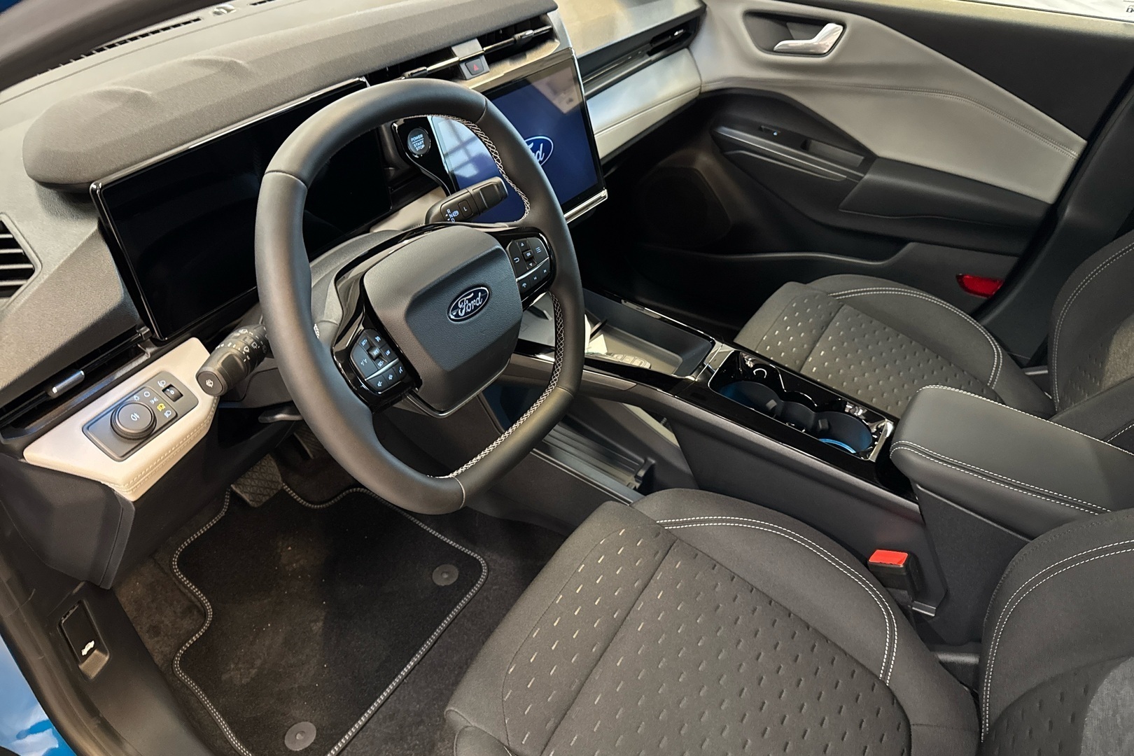 FORD Puma Gen-E 2025