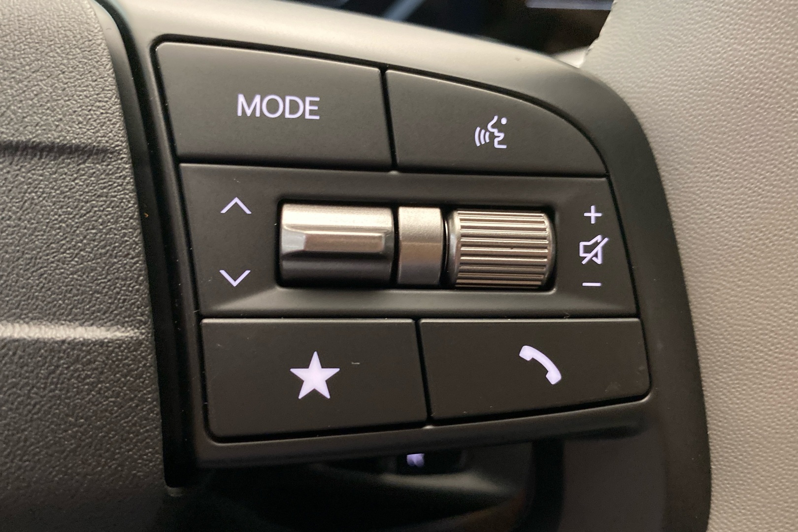 KIA EV4 2026