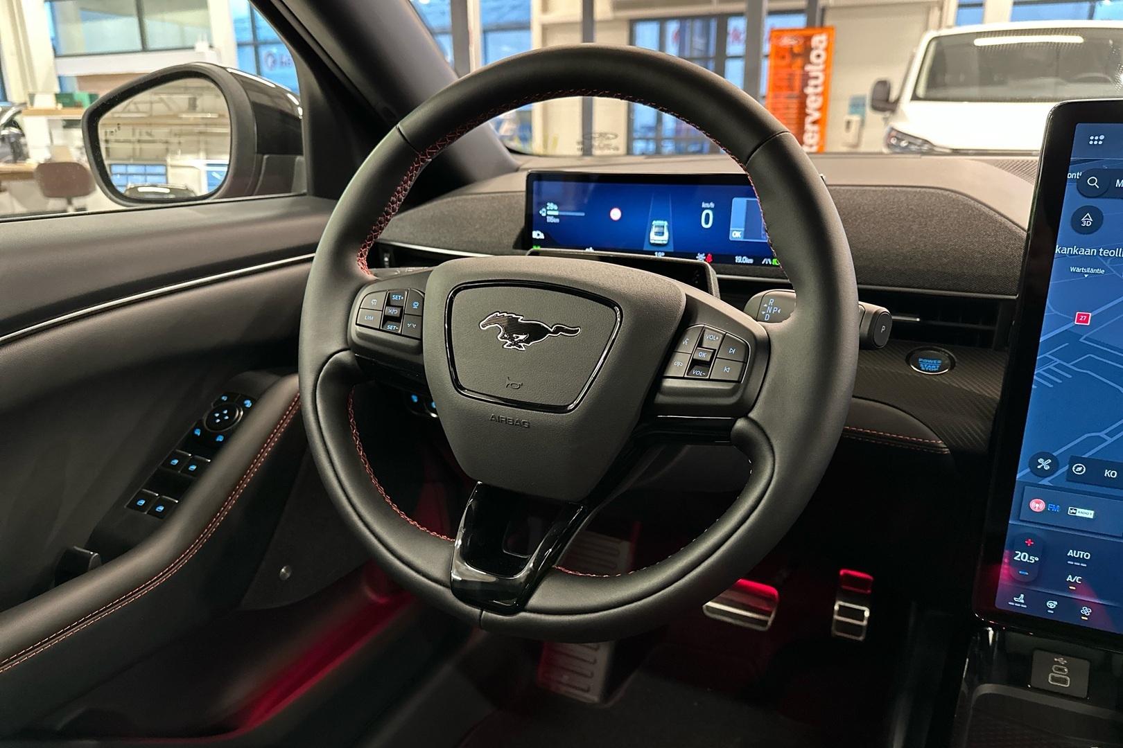 FORD Mustang Mach-E 2025