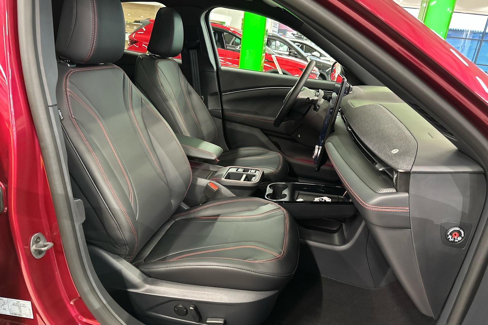 FORD Mustang Mach-E 2025