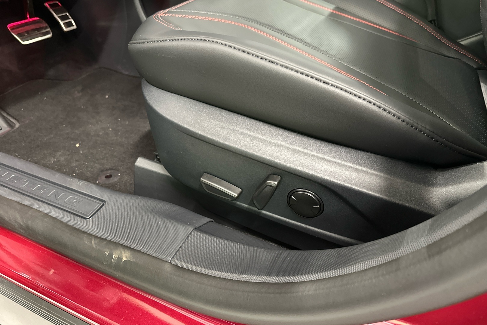 FORD Mustang Mach-E 2025