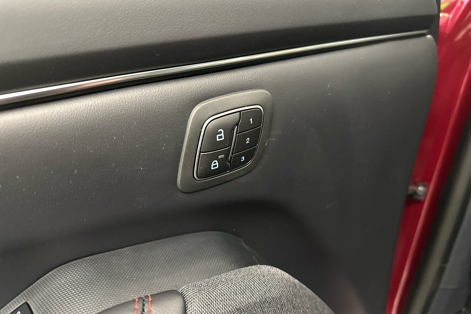 FORD Mustang Mach-E 2025