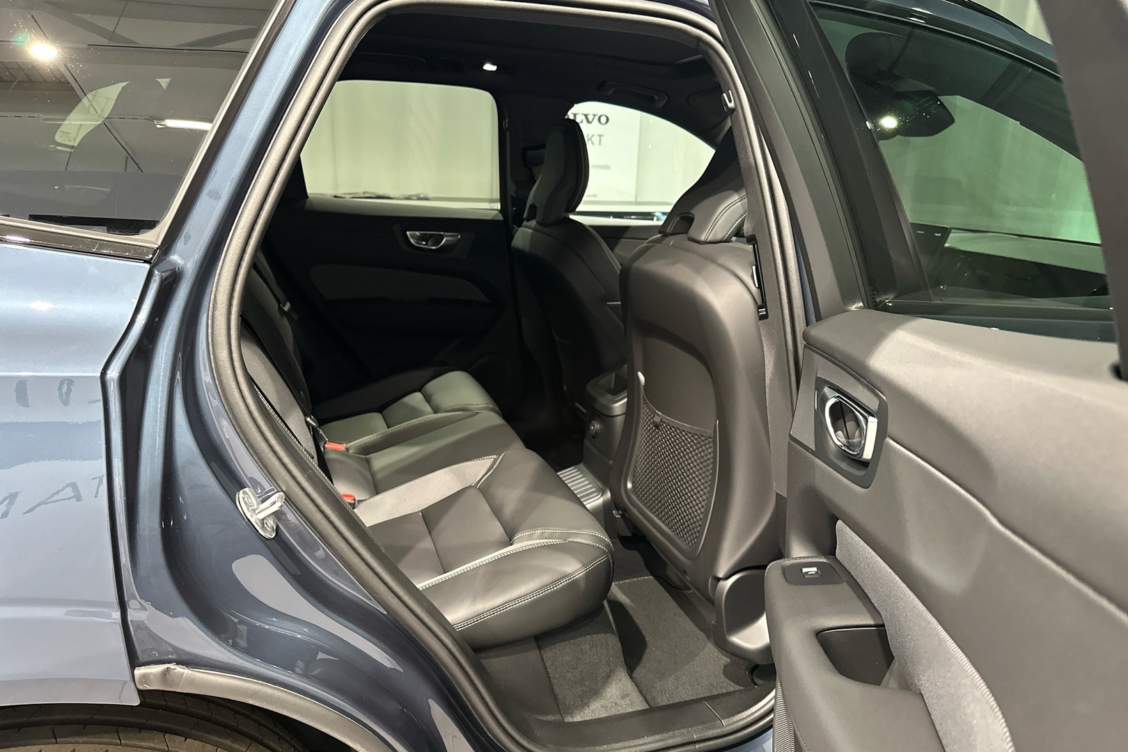 VOLVO XC60 12