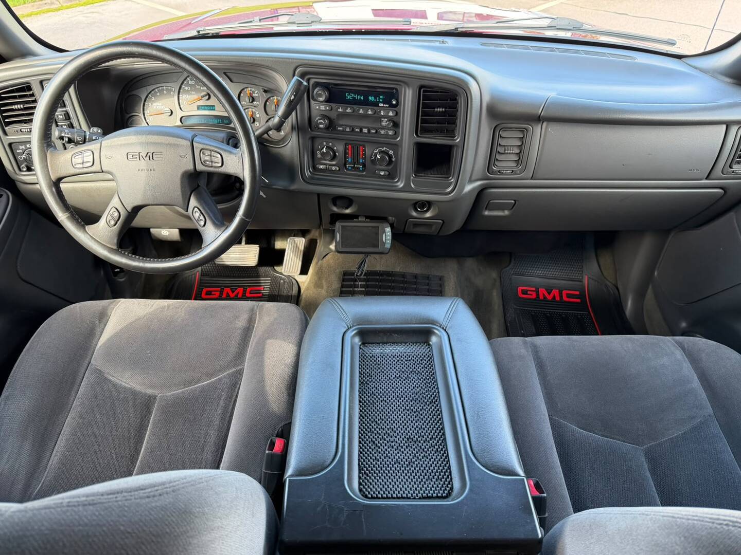 GMC Sierra 18