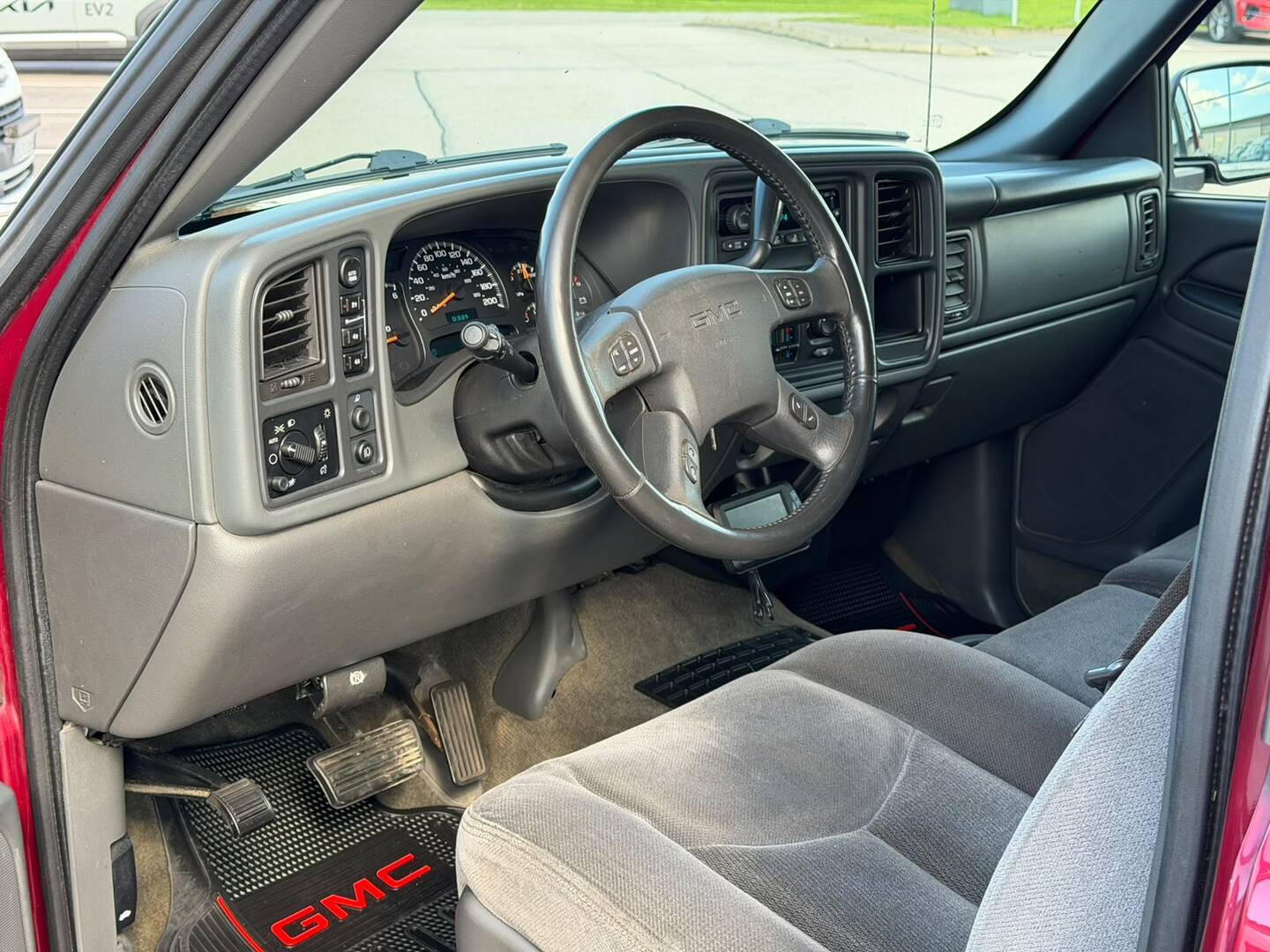 GMC Sierra 7