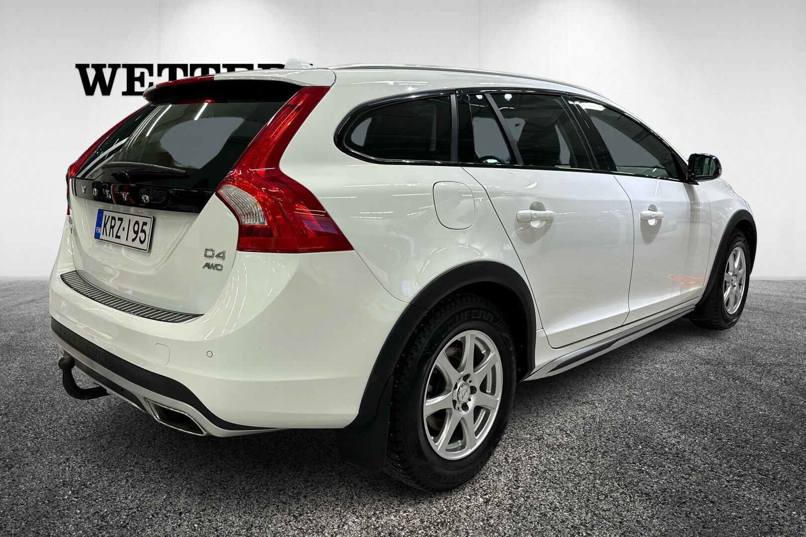 VOLVO V60 Cross Country 2017