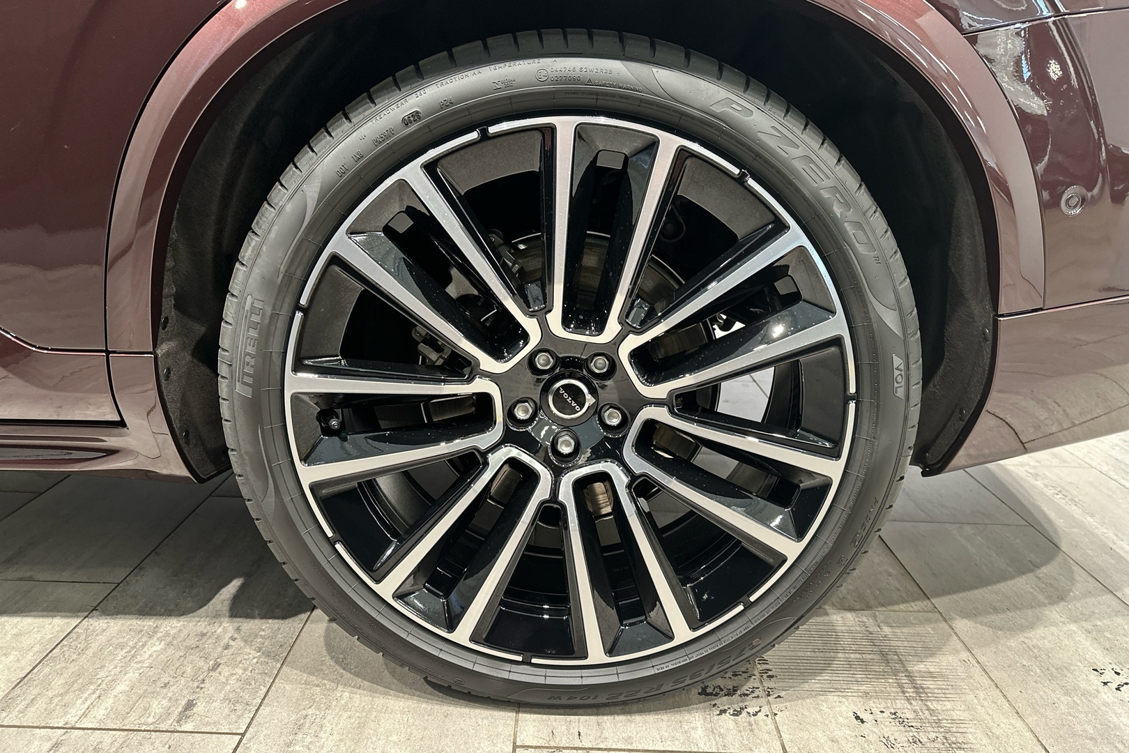 VOLVO XC90 20