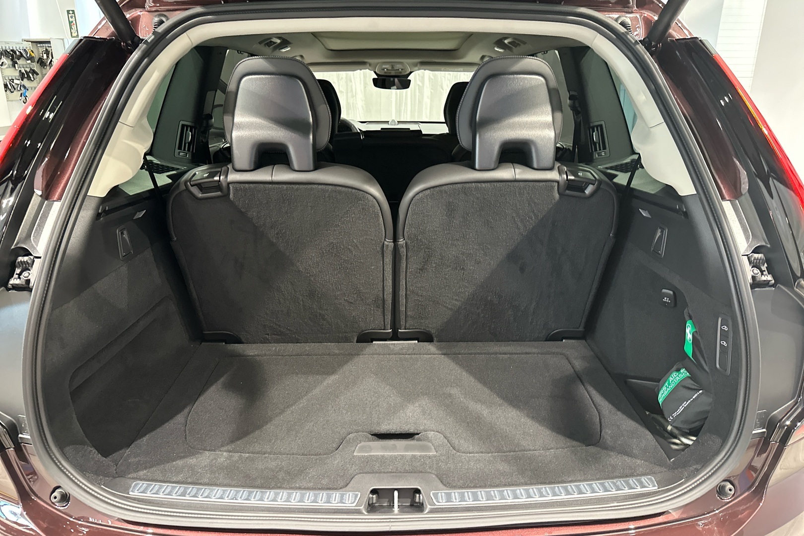 VOLVO XC90 21