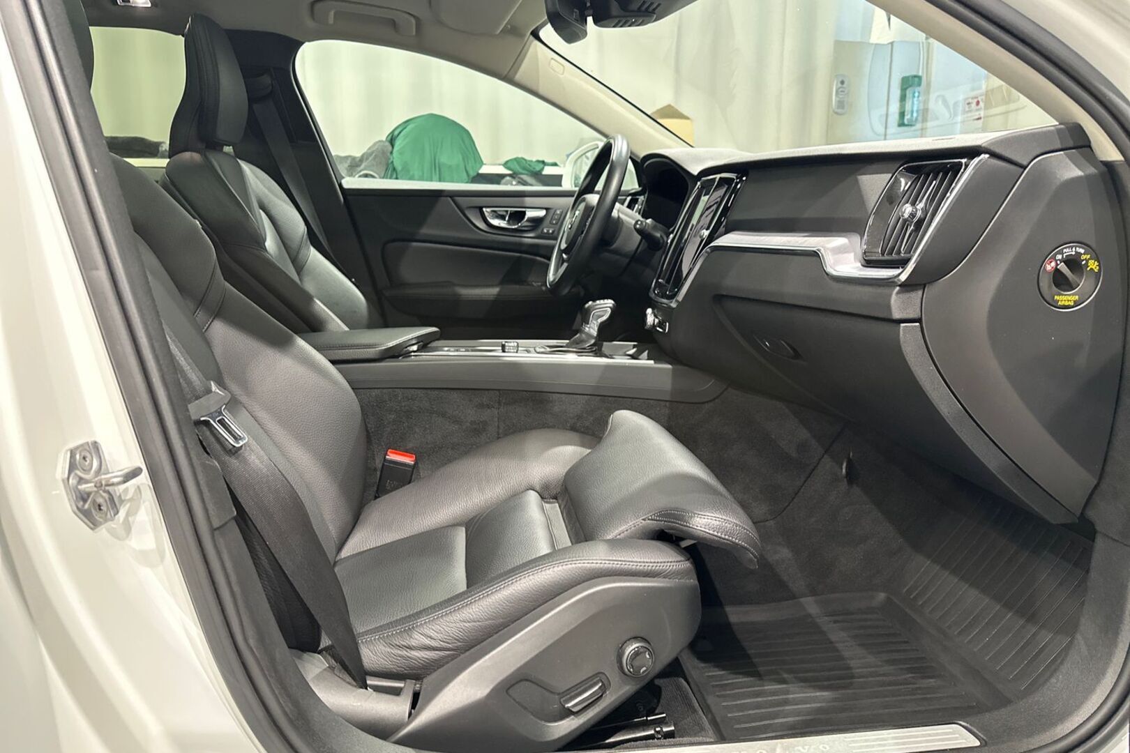 VOLVO V60 2019