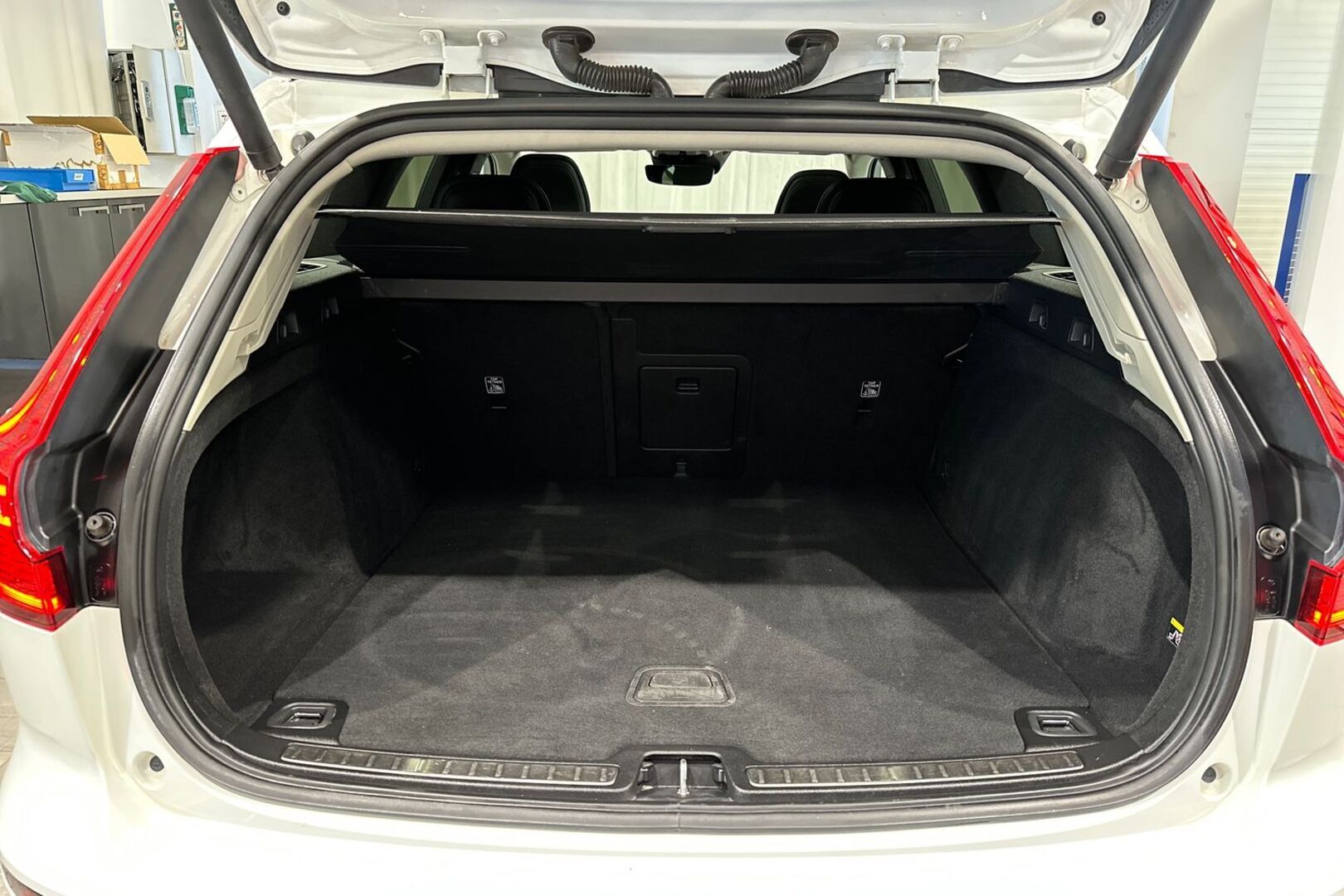 VOLVO V60 2019