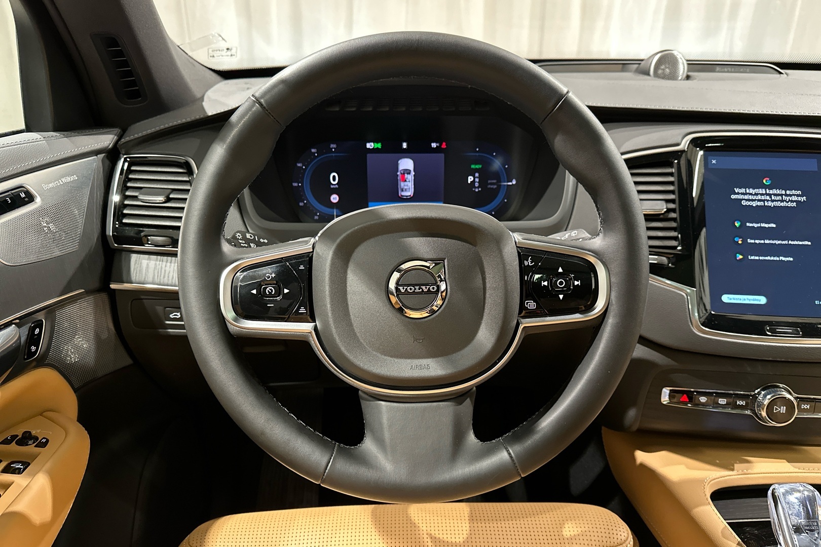 VOLVO XC90 2025