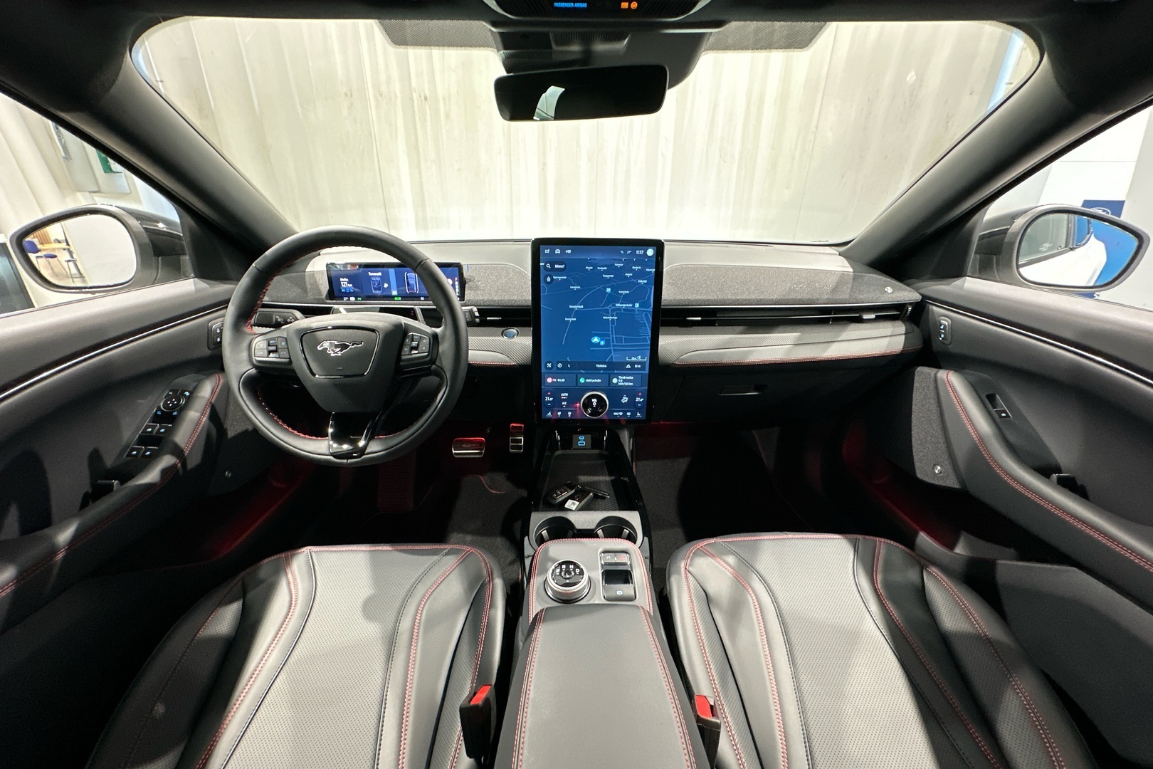 FORD Mustang Mach-E 2025