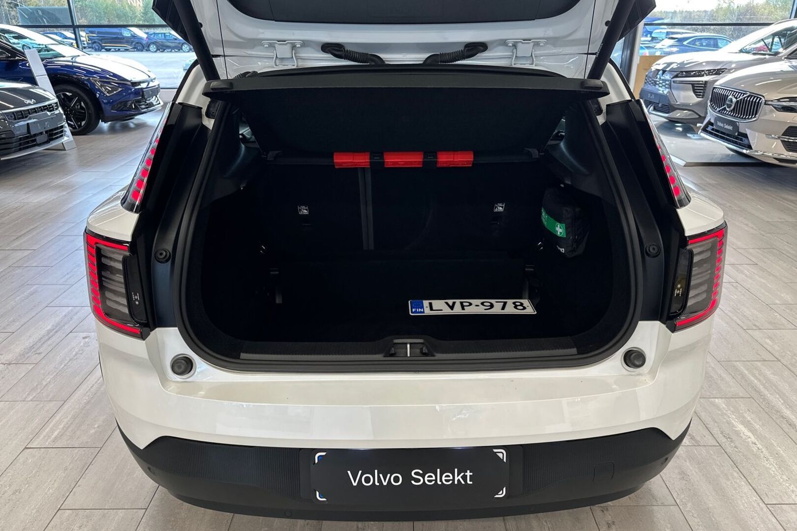 VOLVO EX30 10
