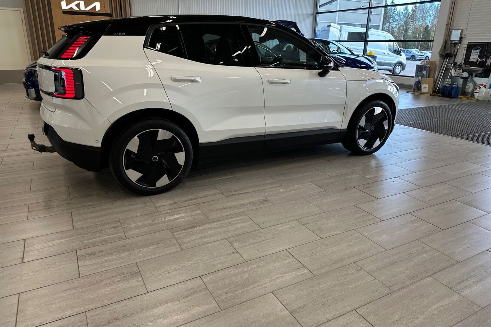 VOLVO EX30 12