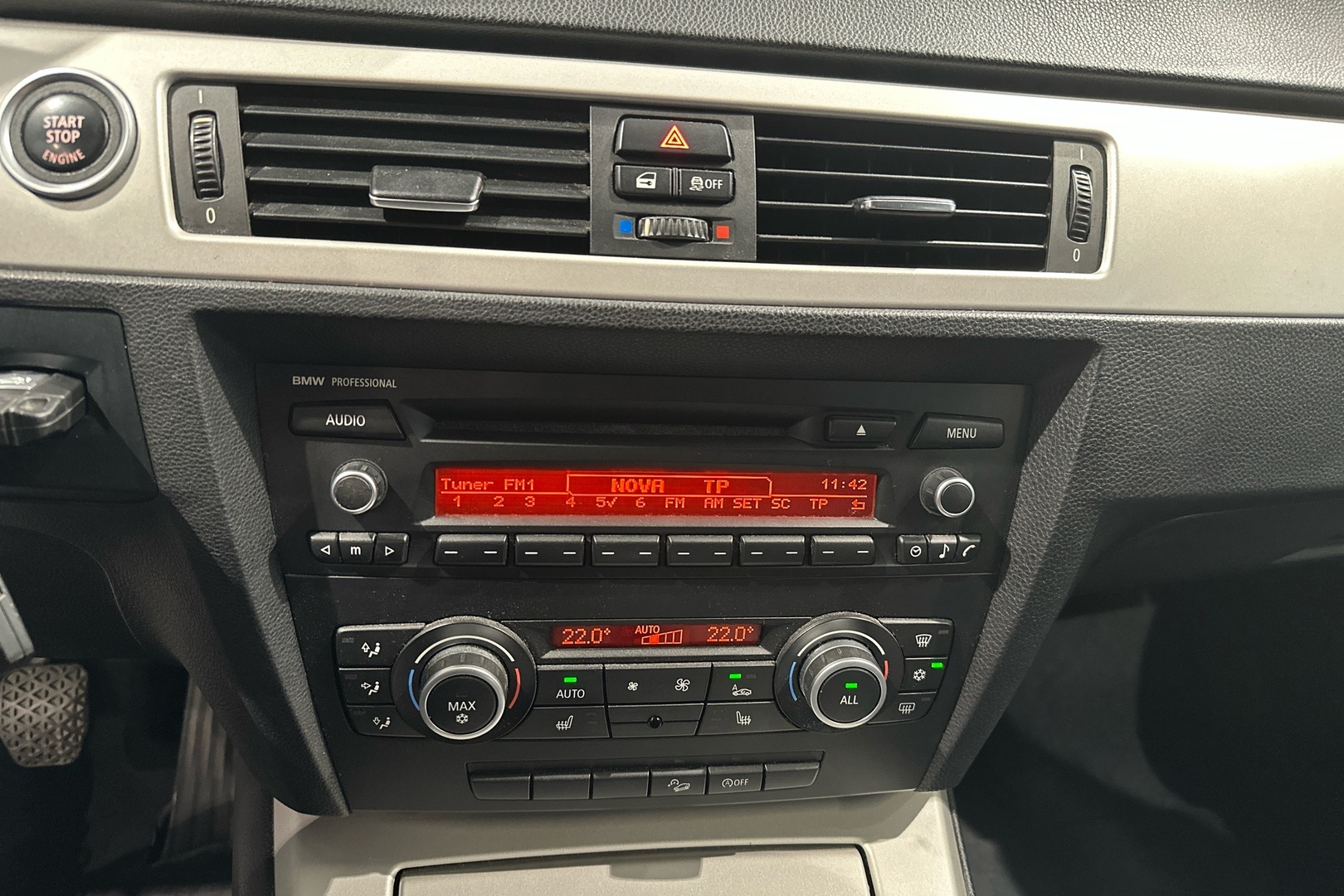 BMW 320 2011